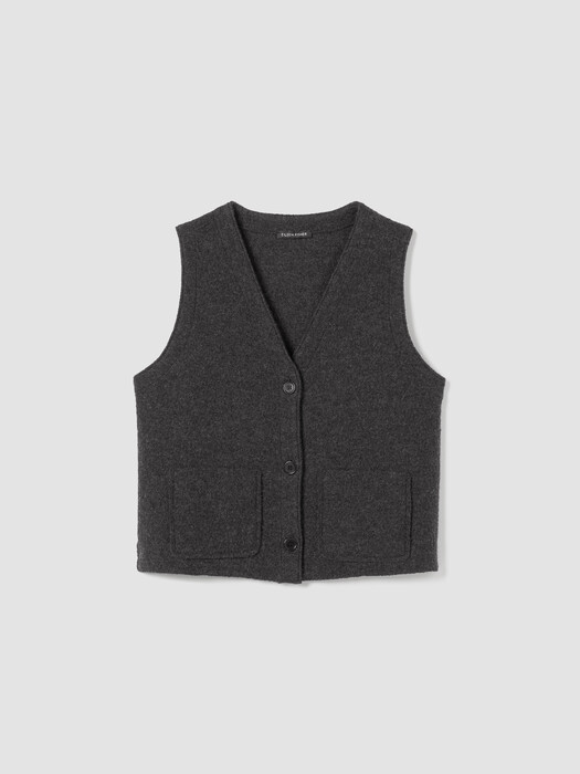 Lightweight Boiled Wool Vest in Regenerative Wool