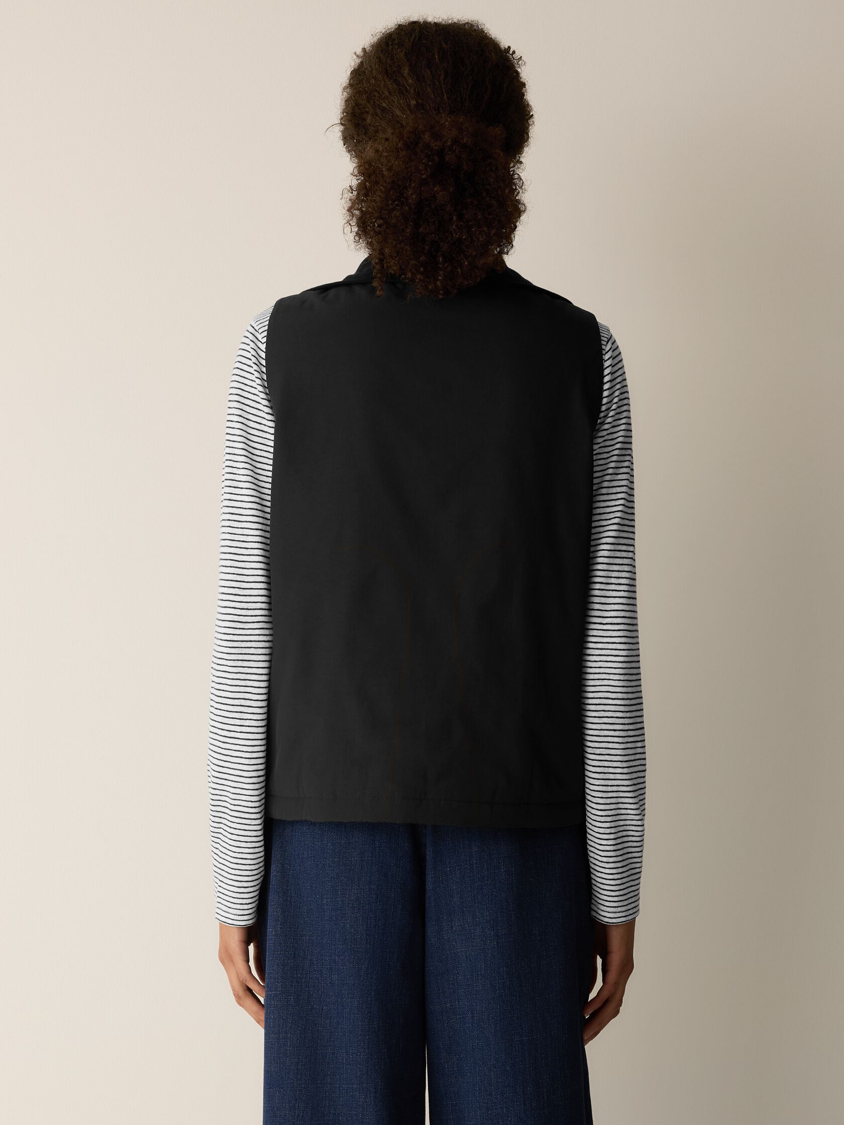 Light Cotton Nylon High Collar Vest