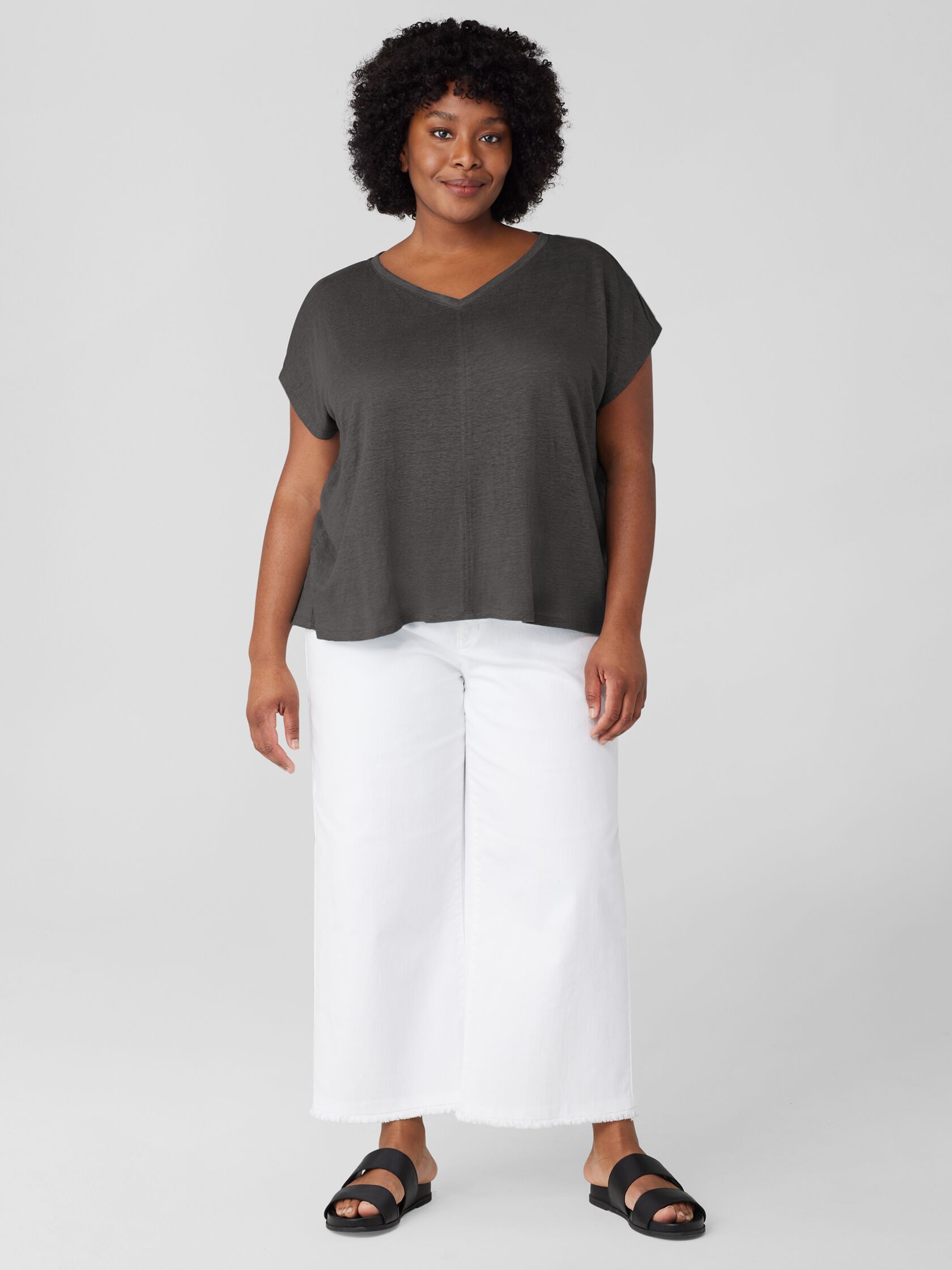 Organic Linen Jersey V-Neck Tee