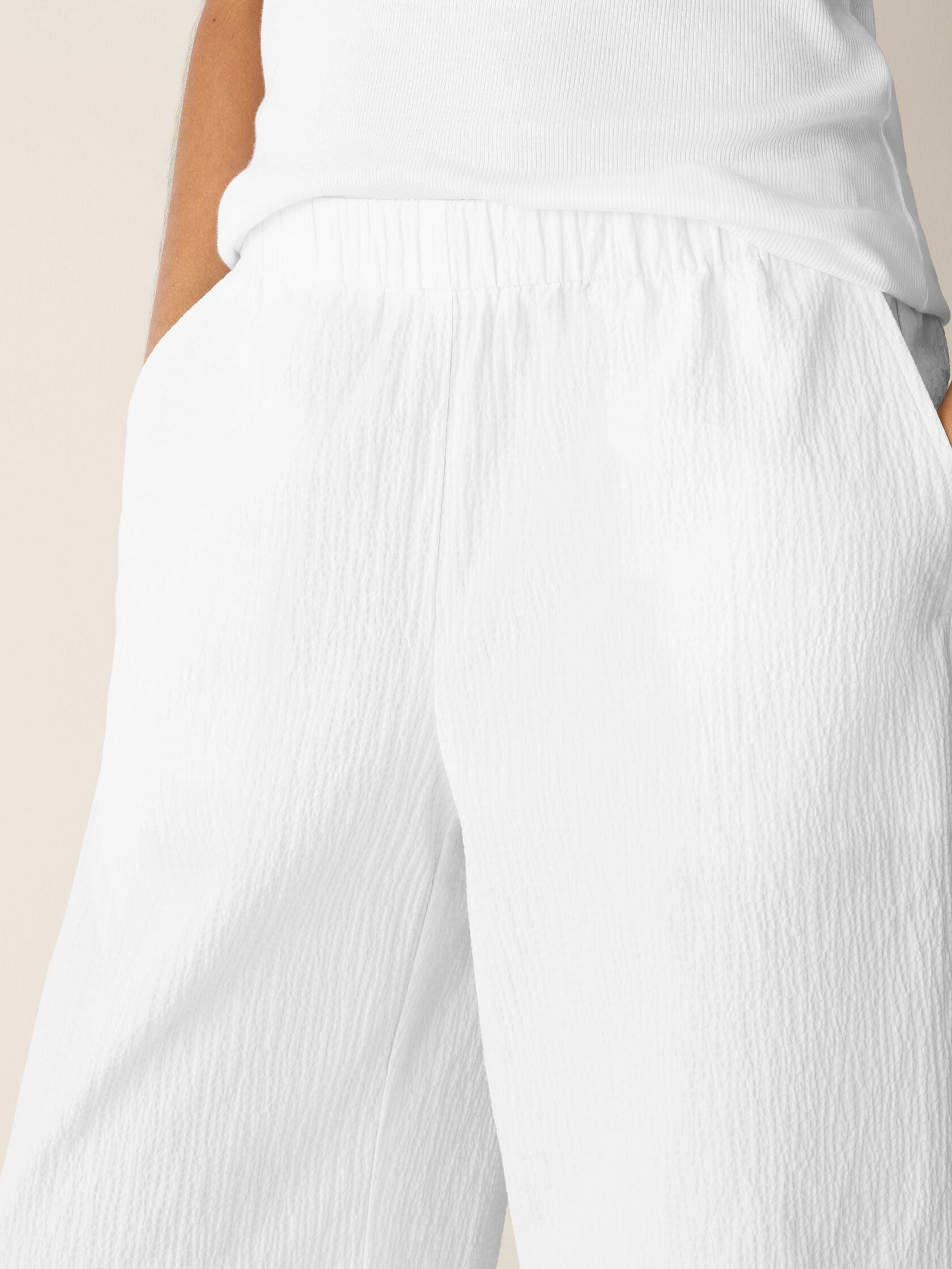 Organic Cotton Pucker Wide-Leg Pant