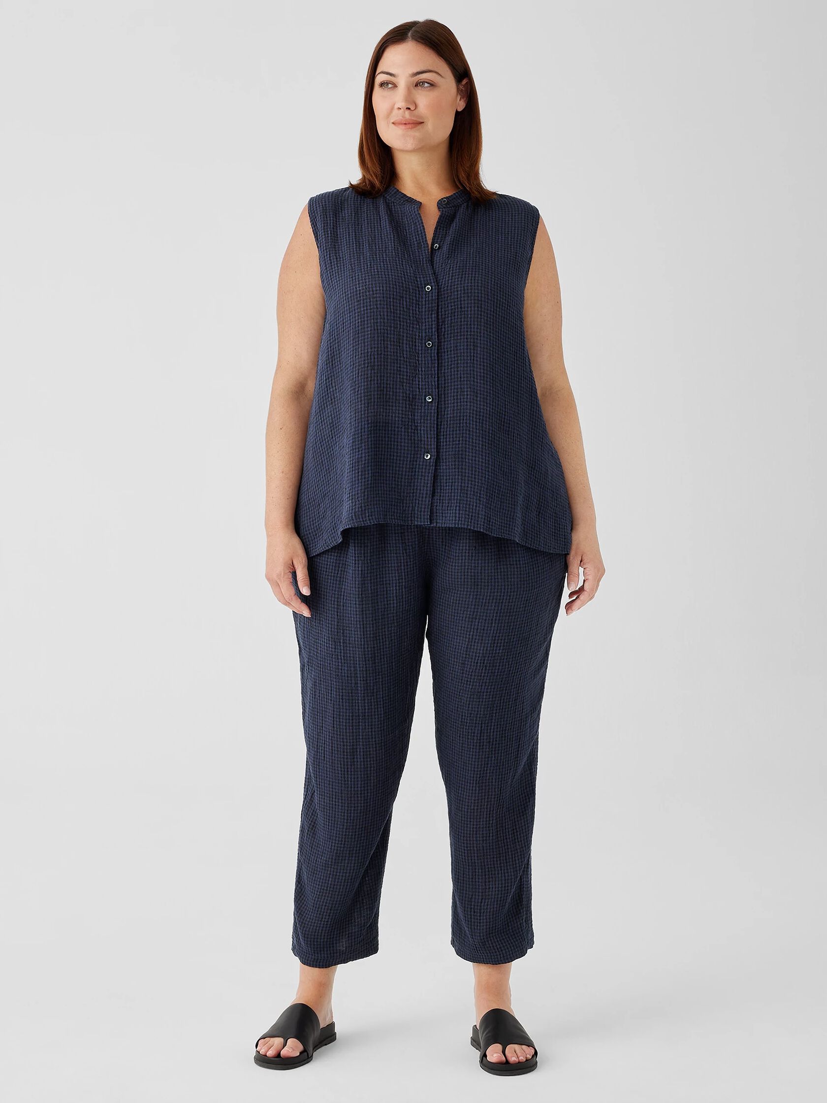 Puckered Organic Linen Sleeveless Shirt