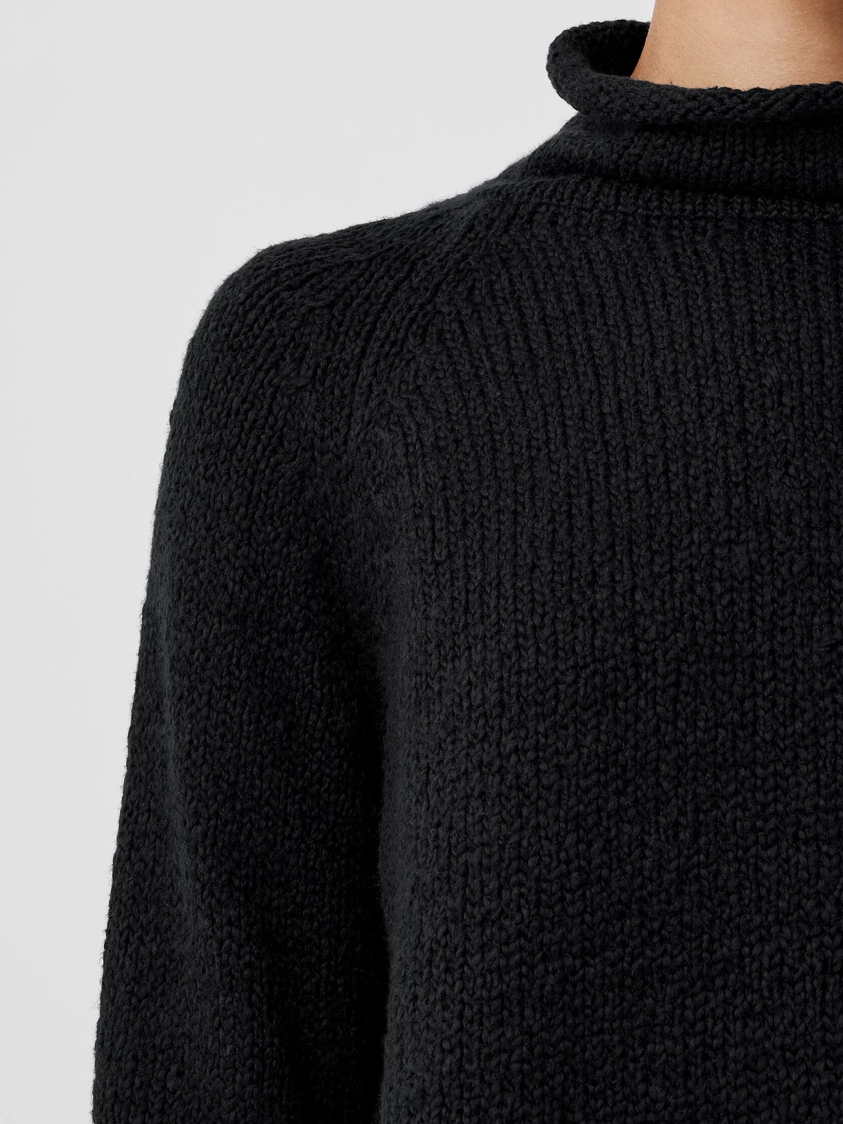 Peruvian Organic Cotton Crimp Turtleneck Top