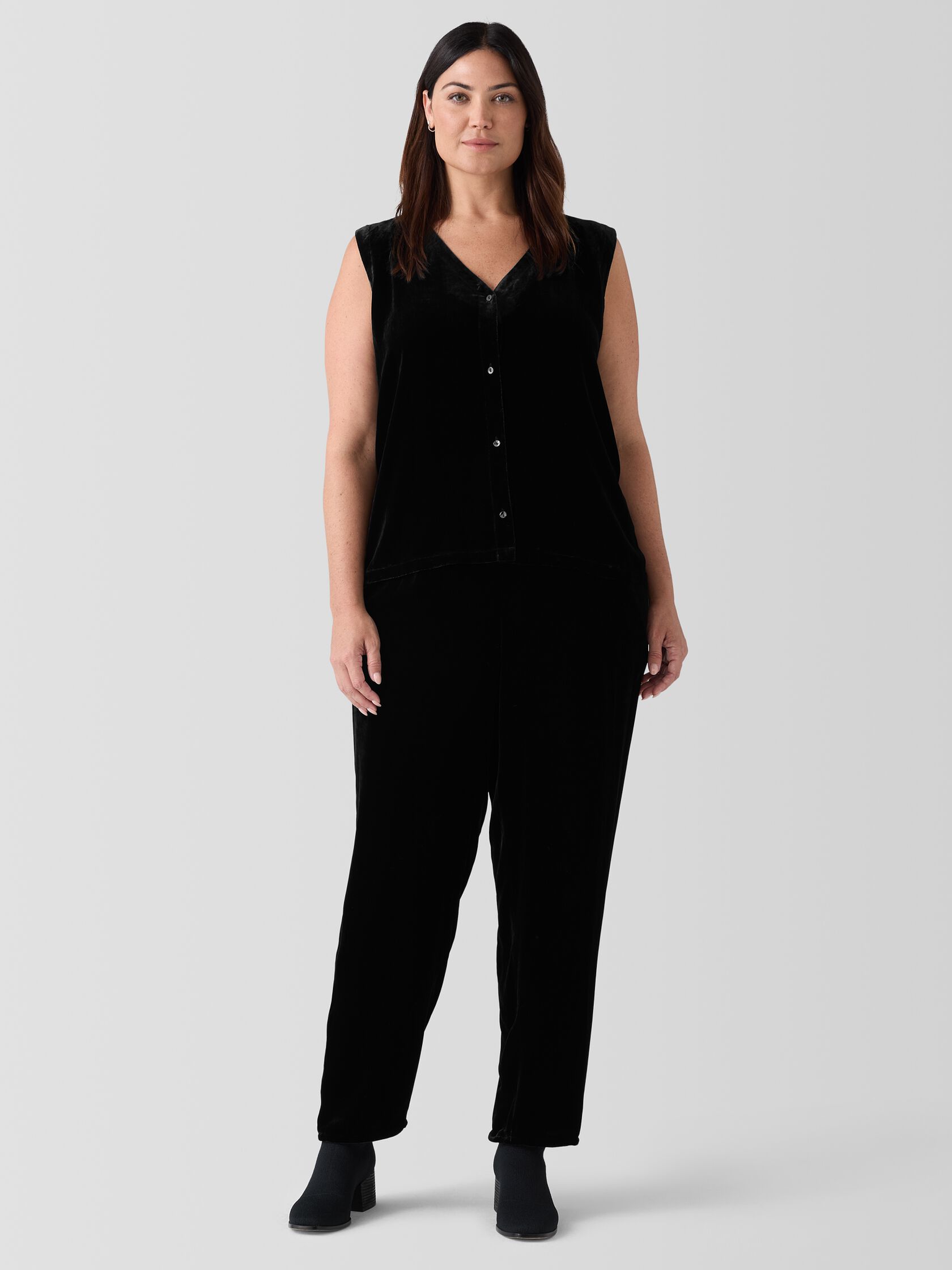 Velvet Tapered Pant