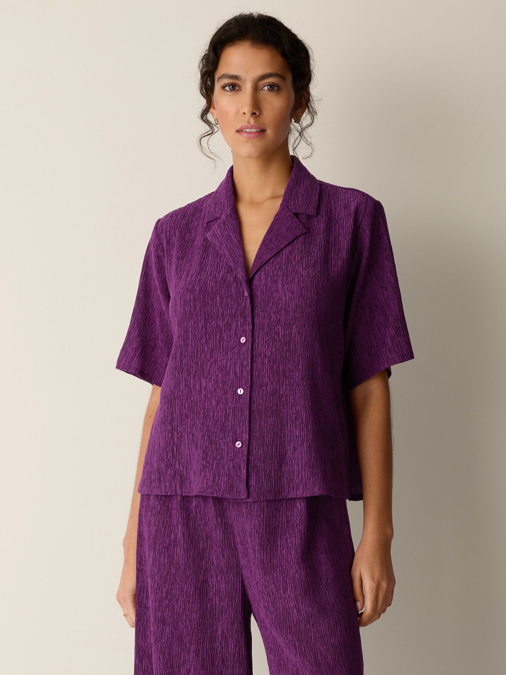 Woven Pliss&eacute; Notch Collar Shirt