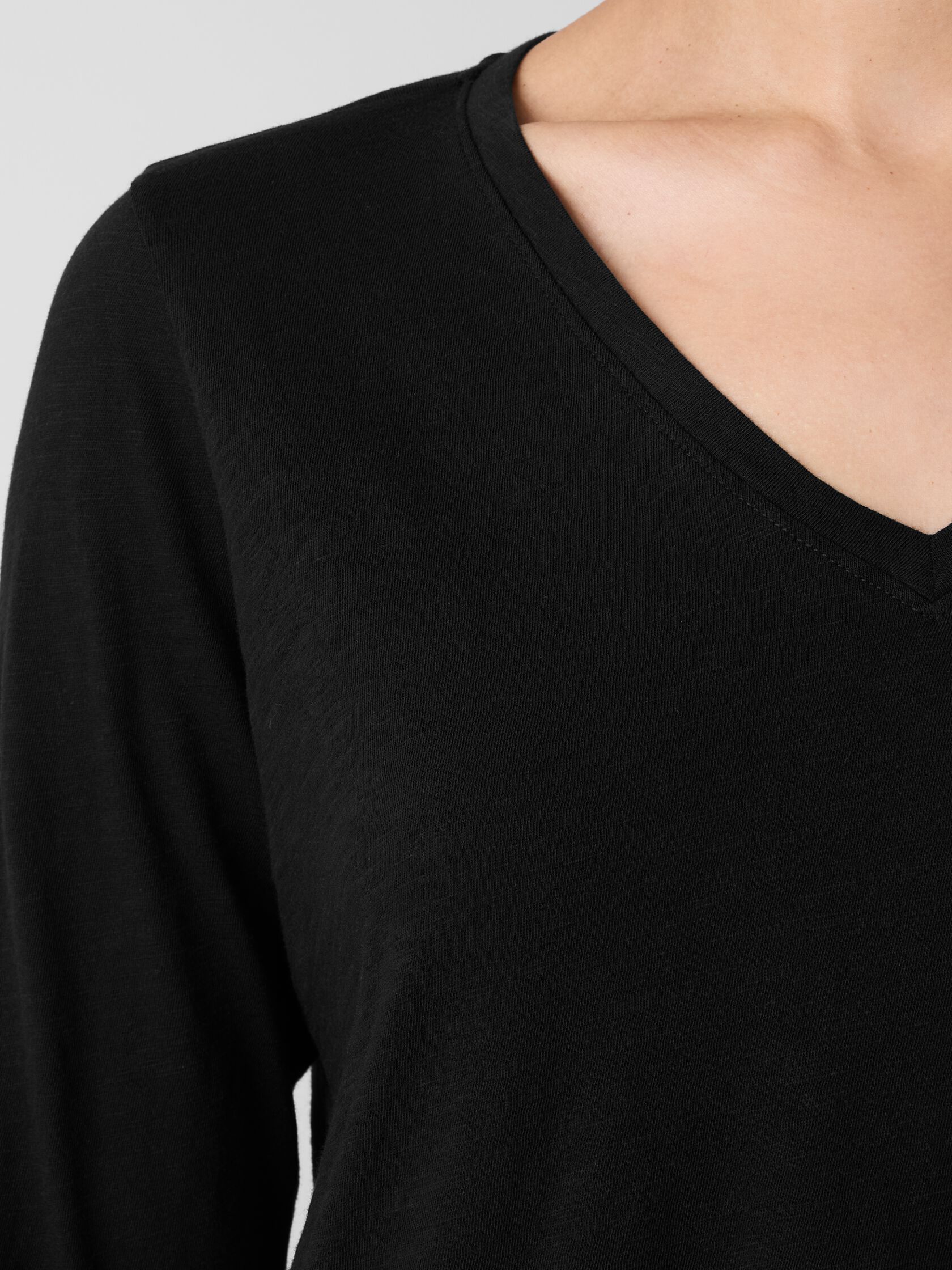 Organic Cotton Slubby Jersey V-Neck Top