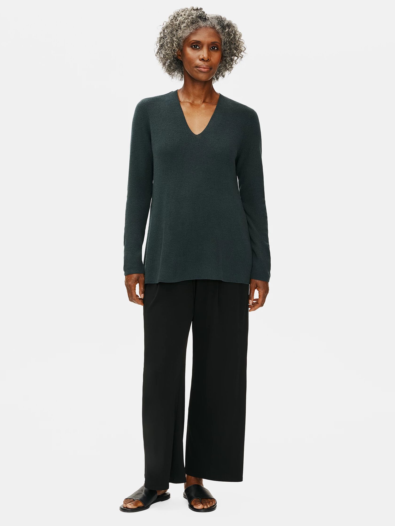 Ultrafine Merino V-Neck Tunic in Regenerative Wool
