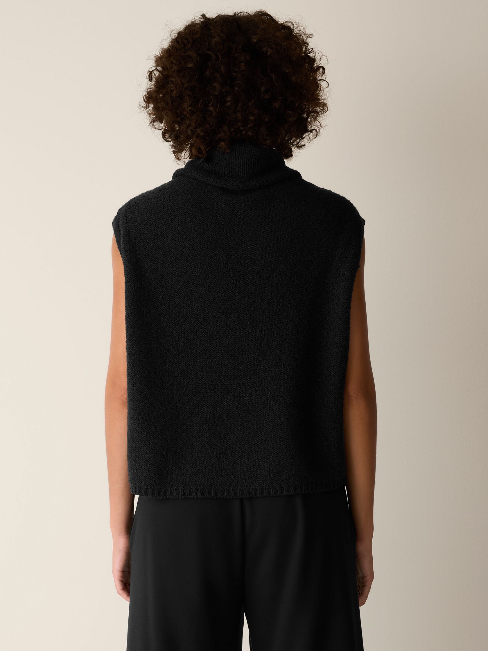 Peruvian Cotton Cloud Drape Neck Vest