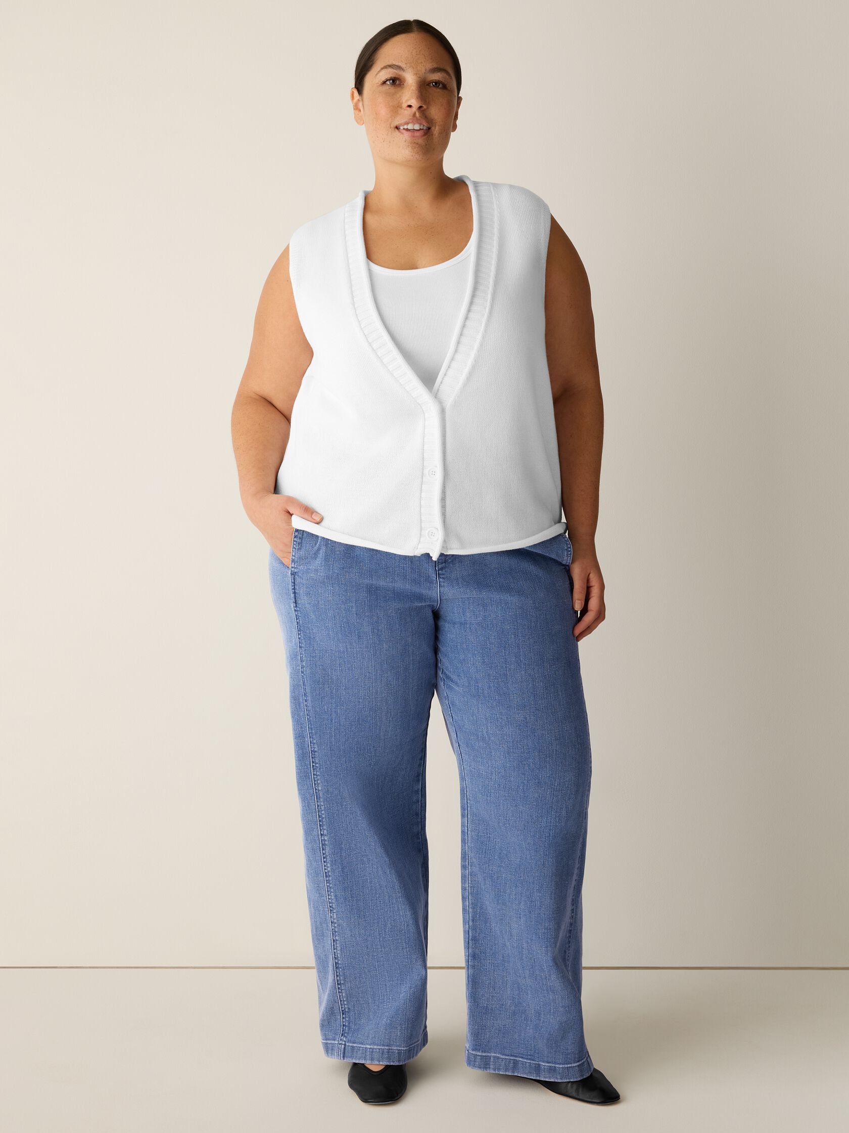 Peruvian Cotton Blend V-Neck Vest