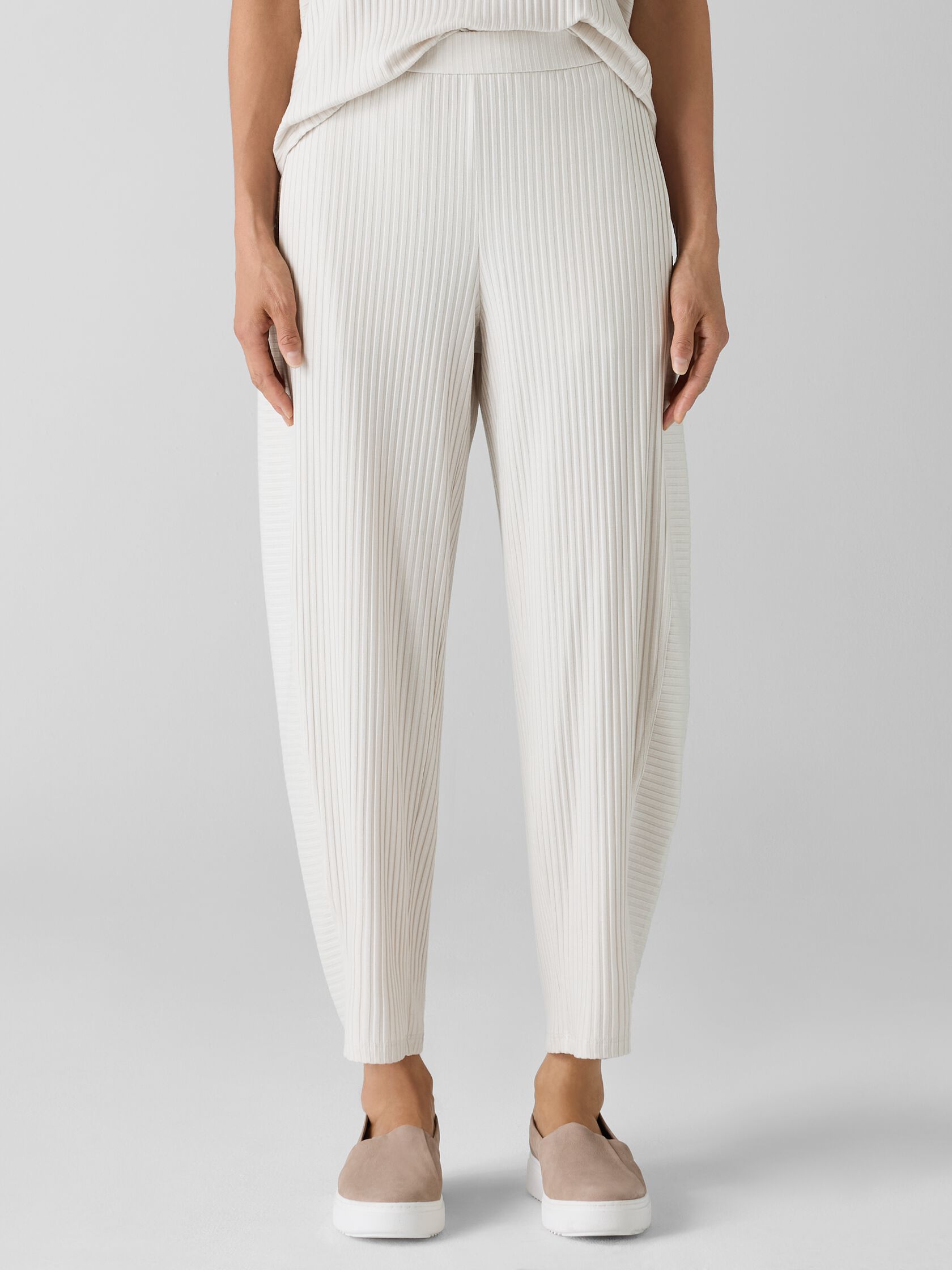Textured Stretch Rib Lantern Pant