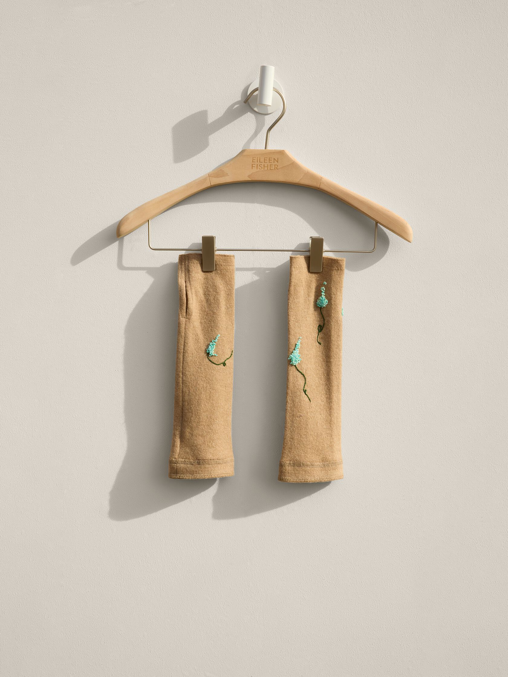 Renew x Atelier Telluride Glovelette