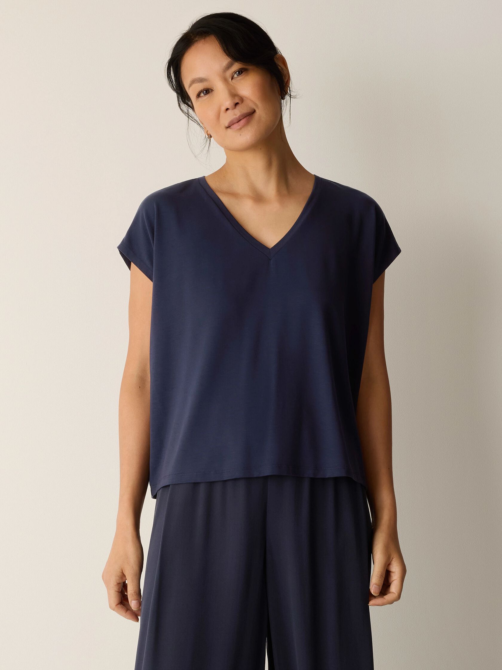 Fine Jersey V-Neck Square Top
