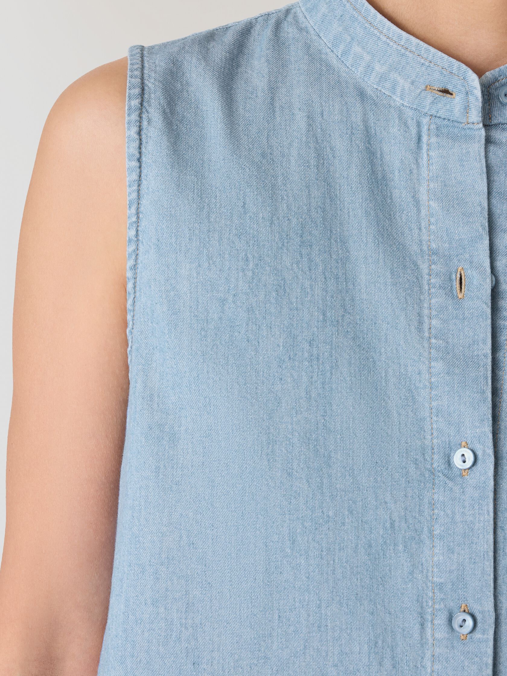 Airy Organic Cotton Twill Sleeveless Shirt