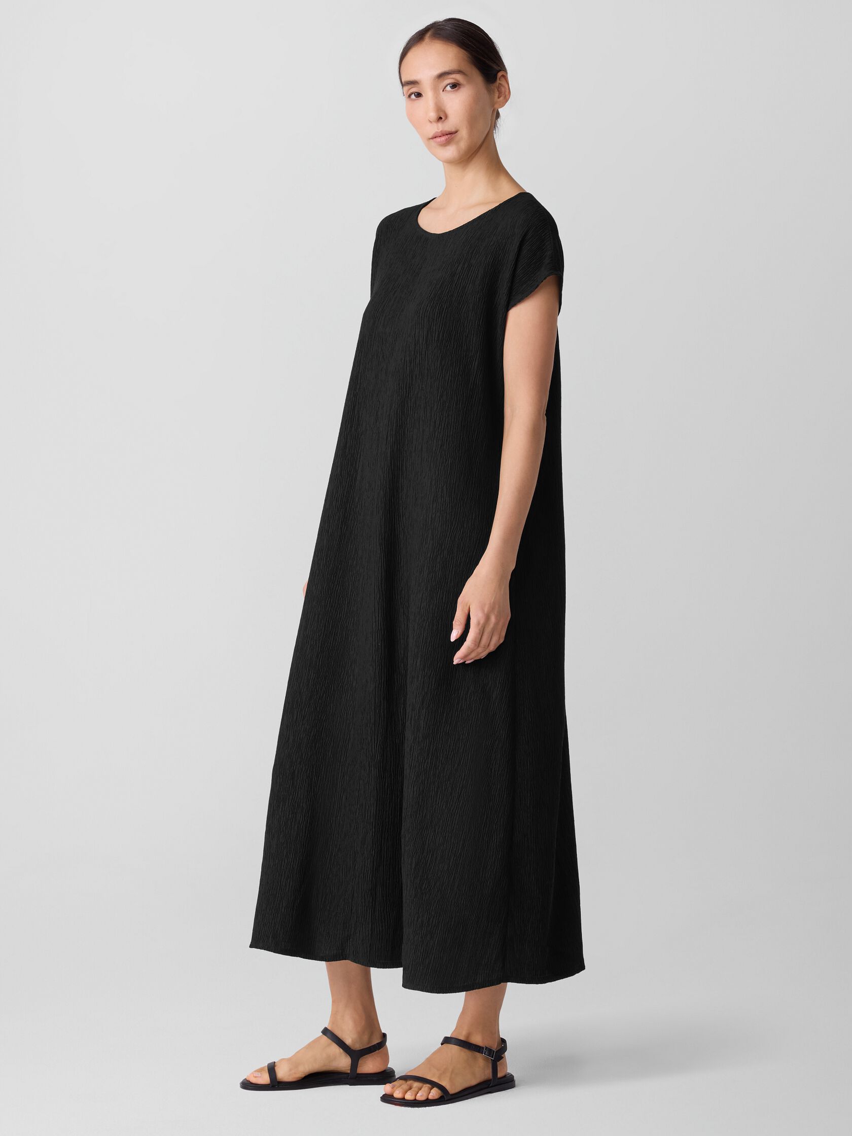 Woven Pliss&eacute; Round Neck Dress