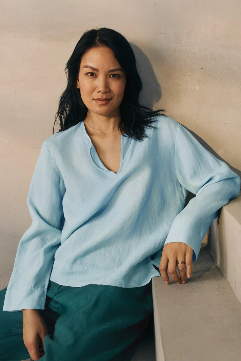 Petit débardeur femme Eileen Fisher 100 % lin maille fendue Petit débardeur femme Eileen Fisher 100 % lin maille fendue