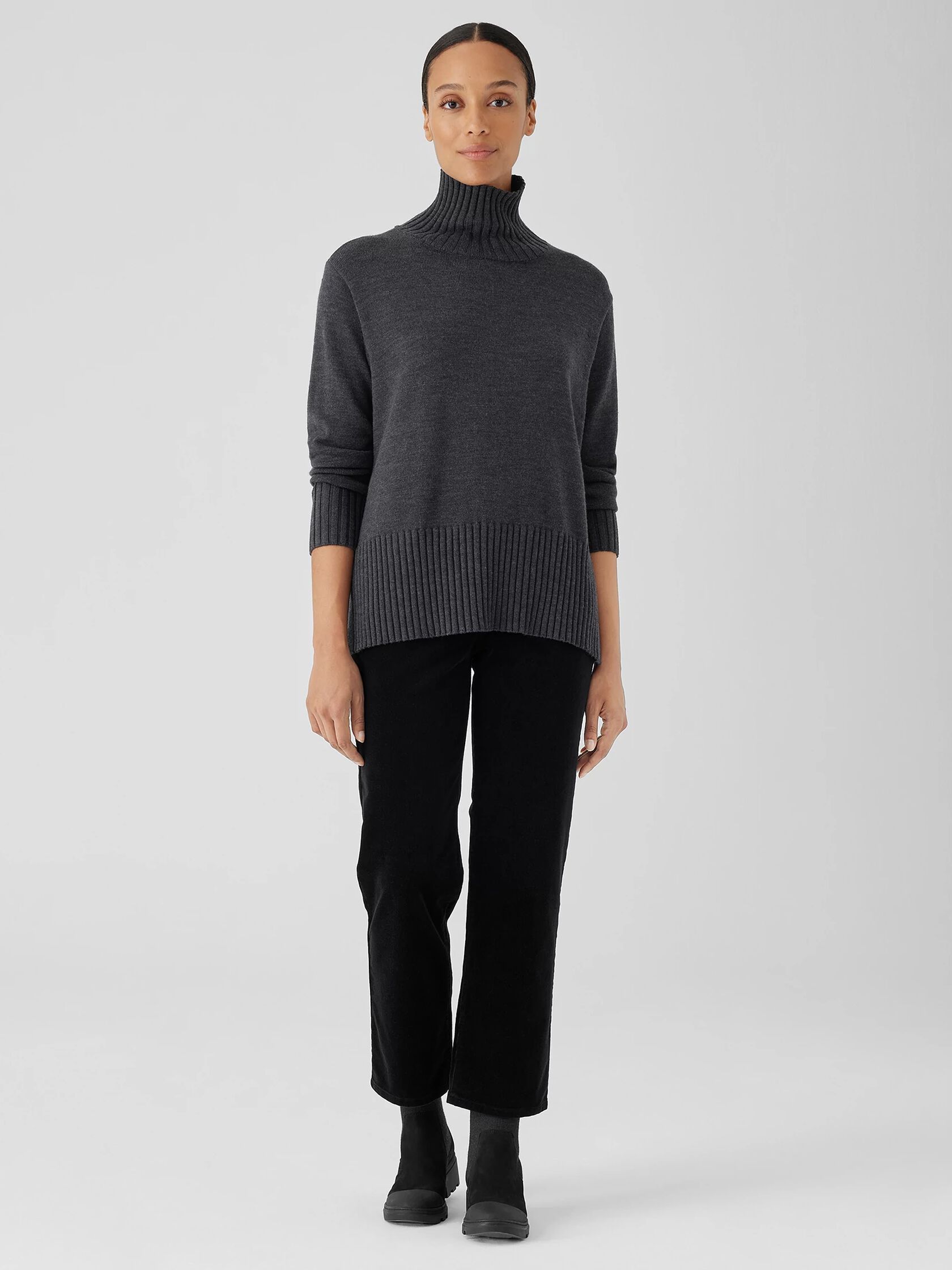 Merino Jersey Turtleneck in Regenerative Wool