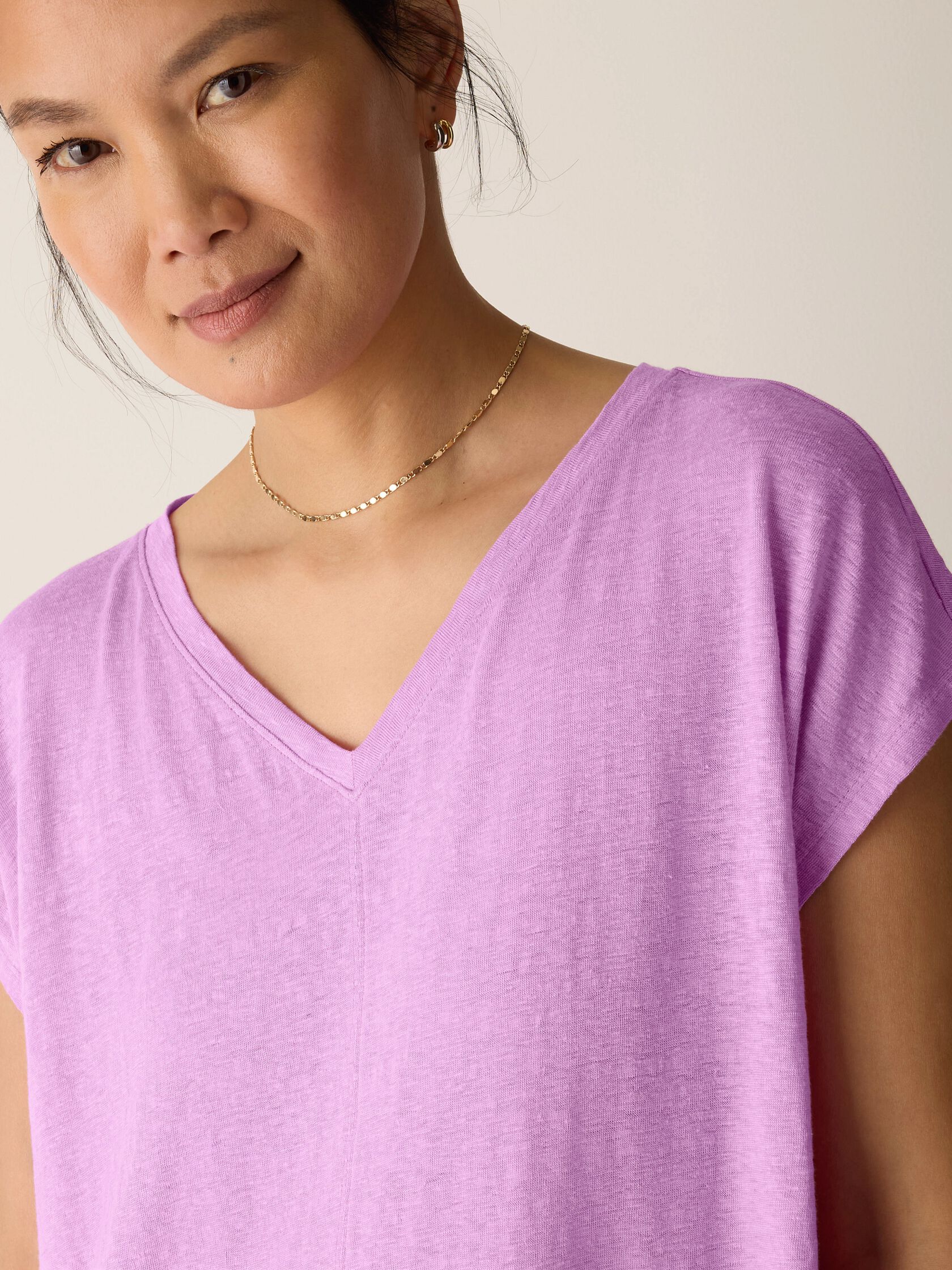 Organic Linen Jersey V-Neck Tee