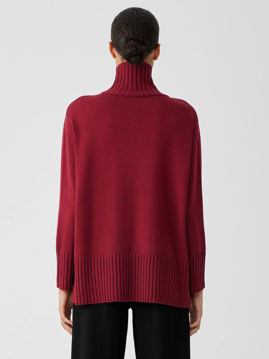 Merino Jersey Turtleneck in Regenerative Wool