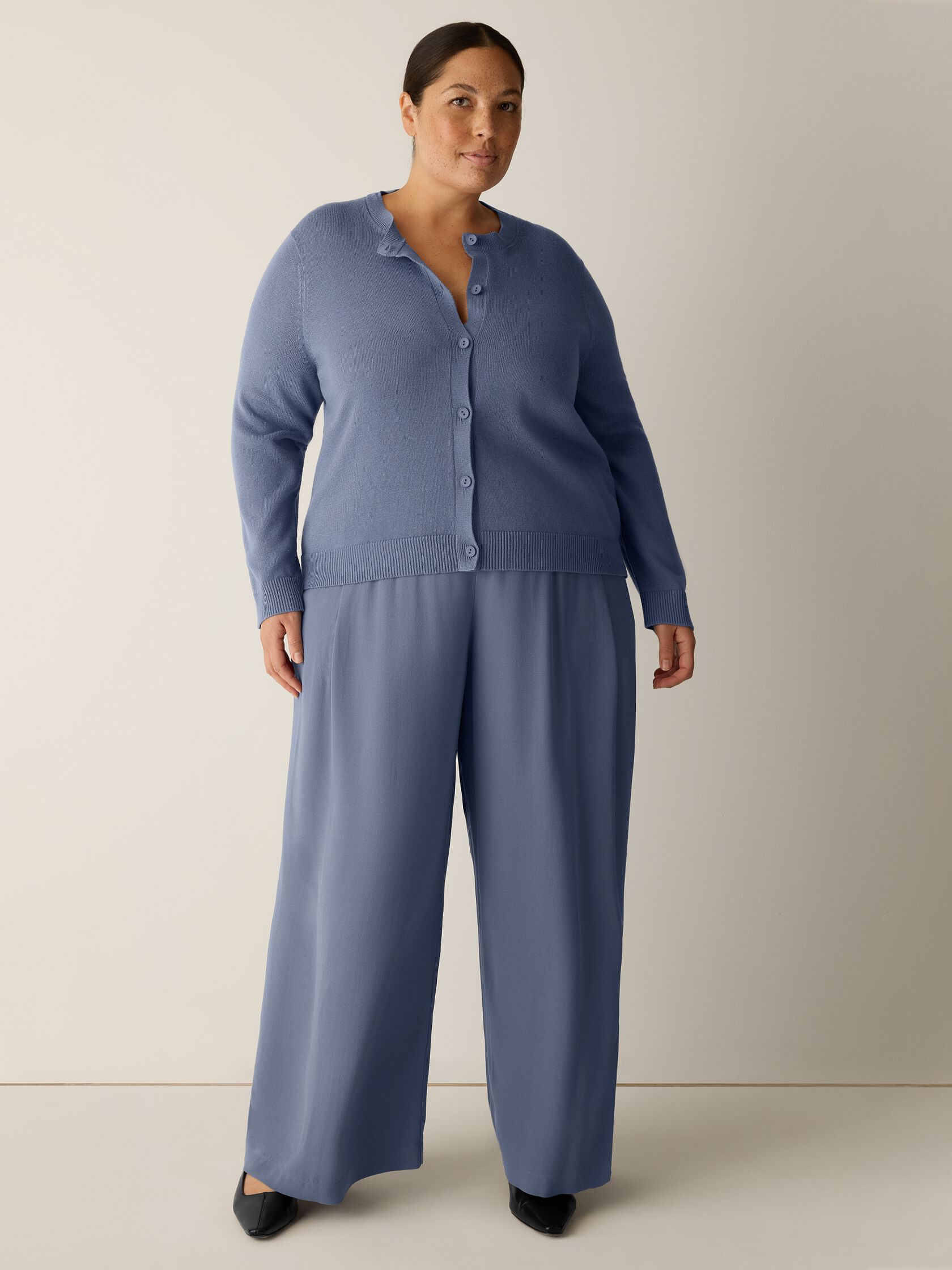 Peruvian Cotton Blend Crew Neck Cardigan