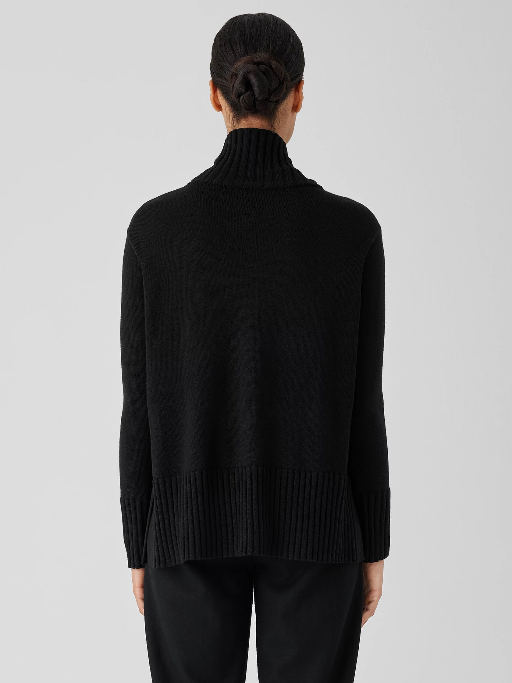 Merino Jersey Turtleneck in Regenerative Wool