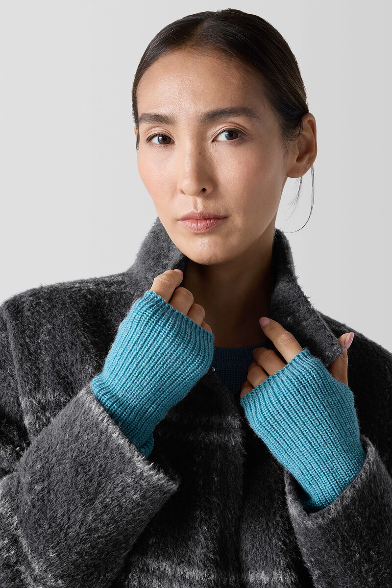 Merino Glovelettes in Regenerative Wool Merino Glovelettes in Regenerative Wool