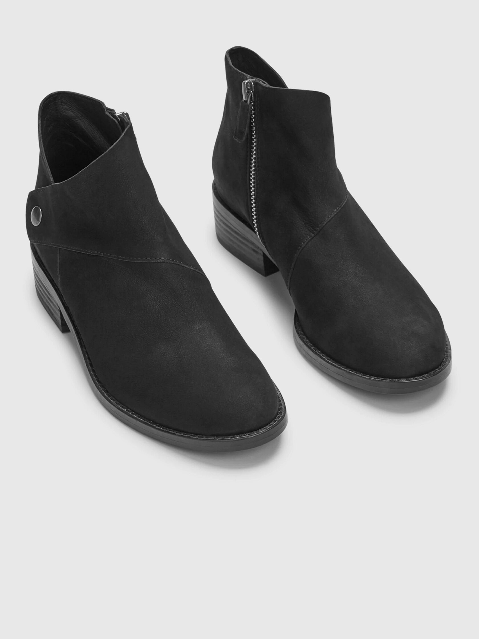 Billie Tumbled Nubuck Bootie