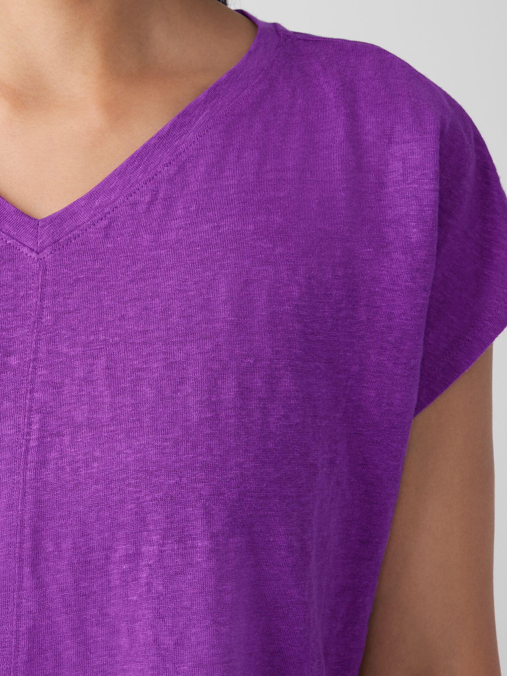 Organic Linen Jersey V-Neck Tee
