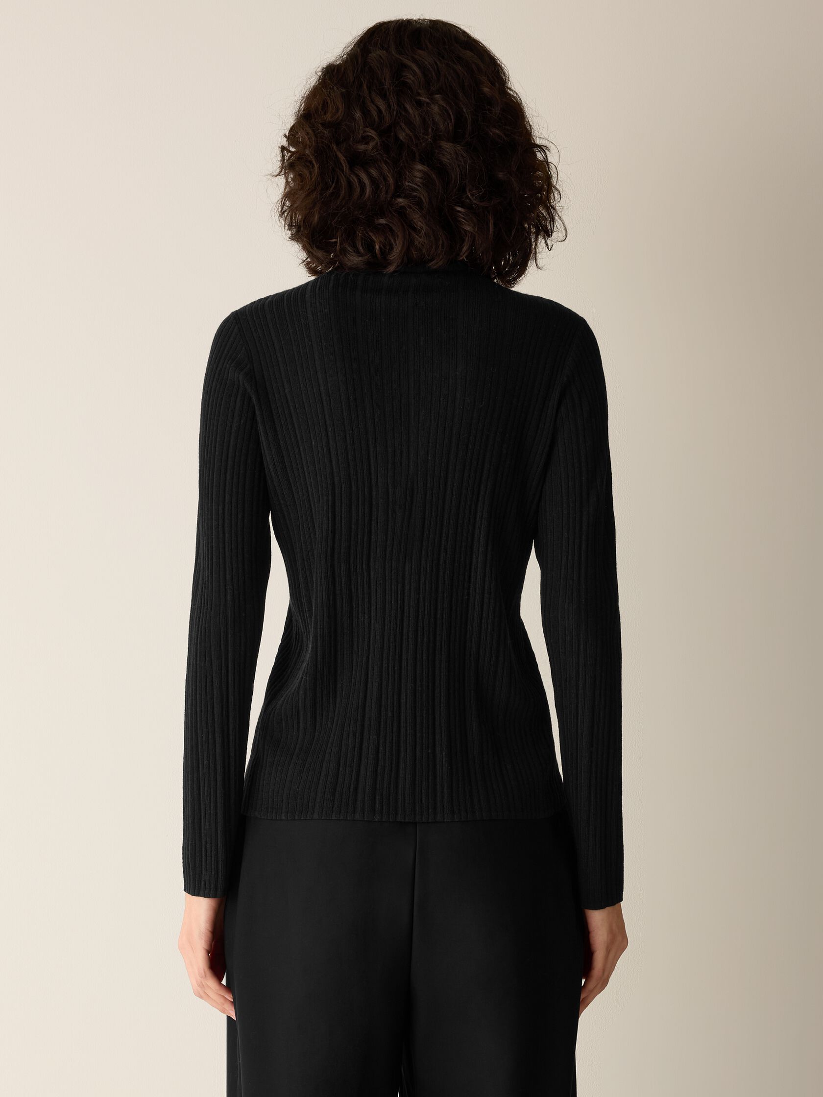 Superfine Merino Turtleneck Top in Regenerative Wool