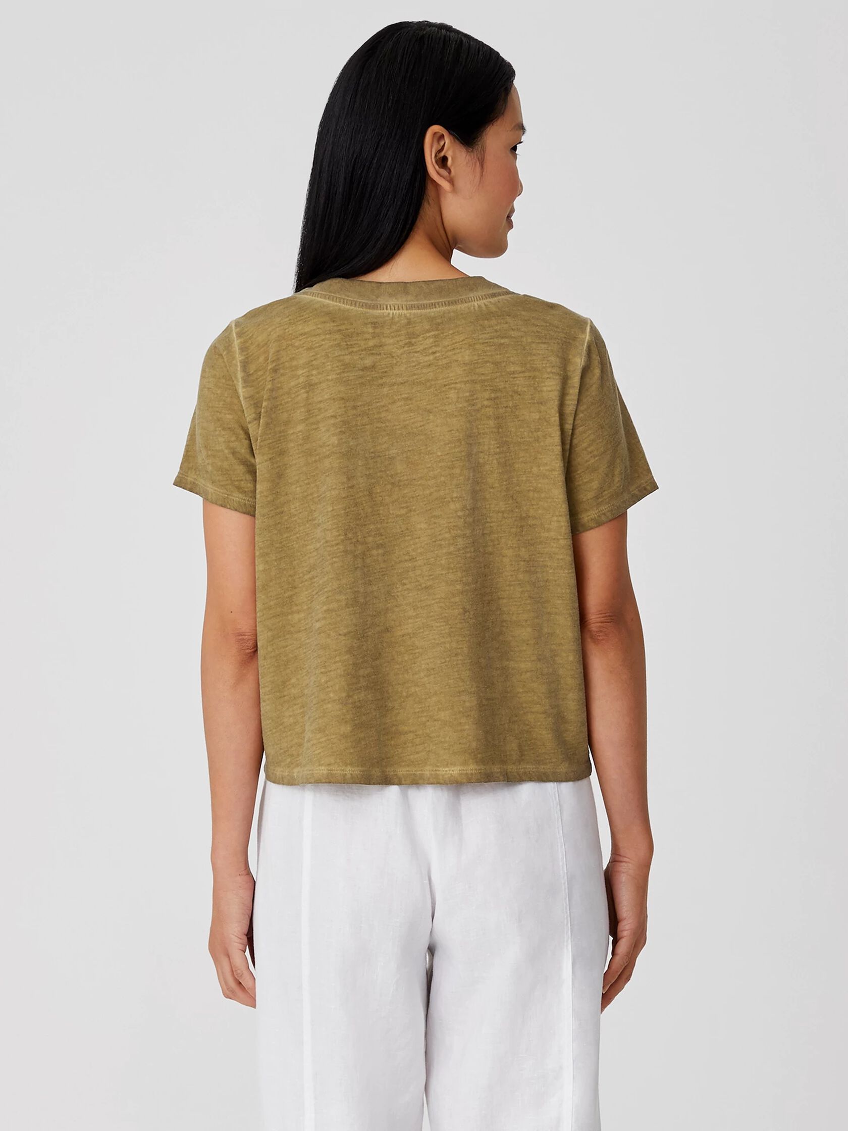 Pigment-Dyed Organic Cotton V-Neck Tee
