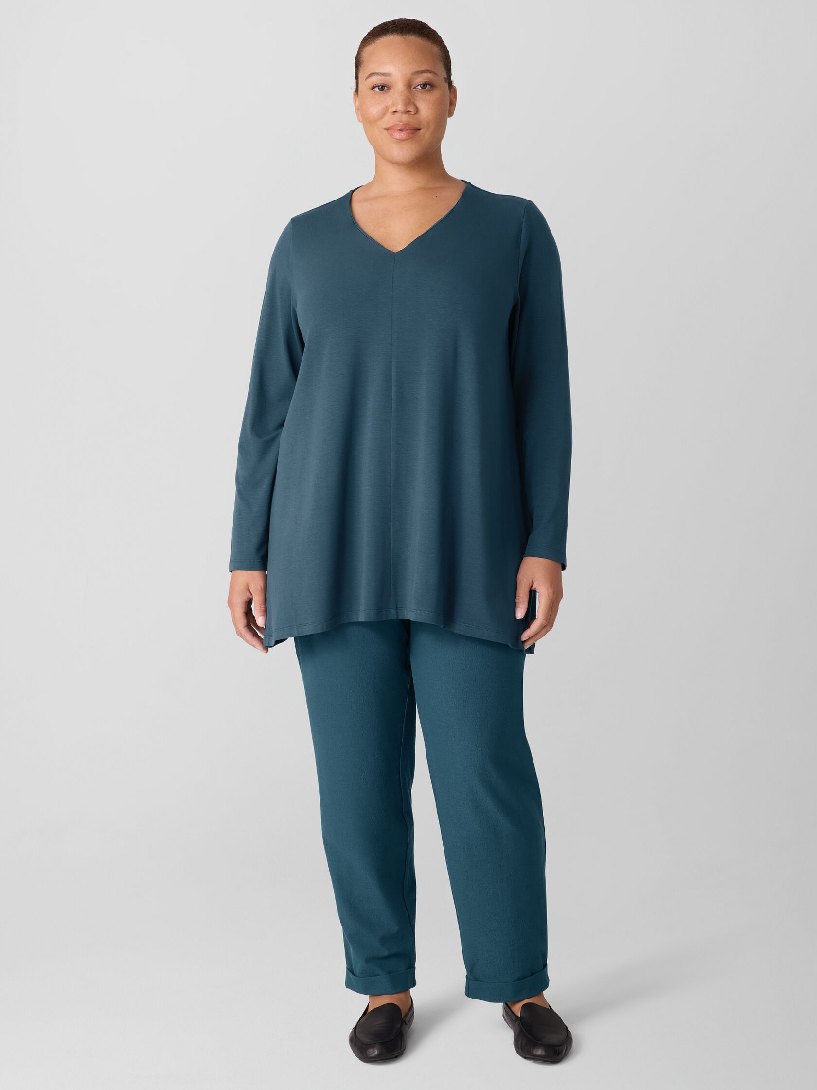 Fine Stretch Jersey Knit V-Neck Long Top