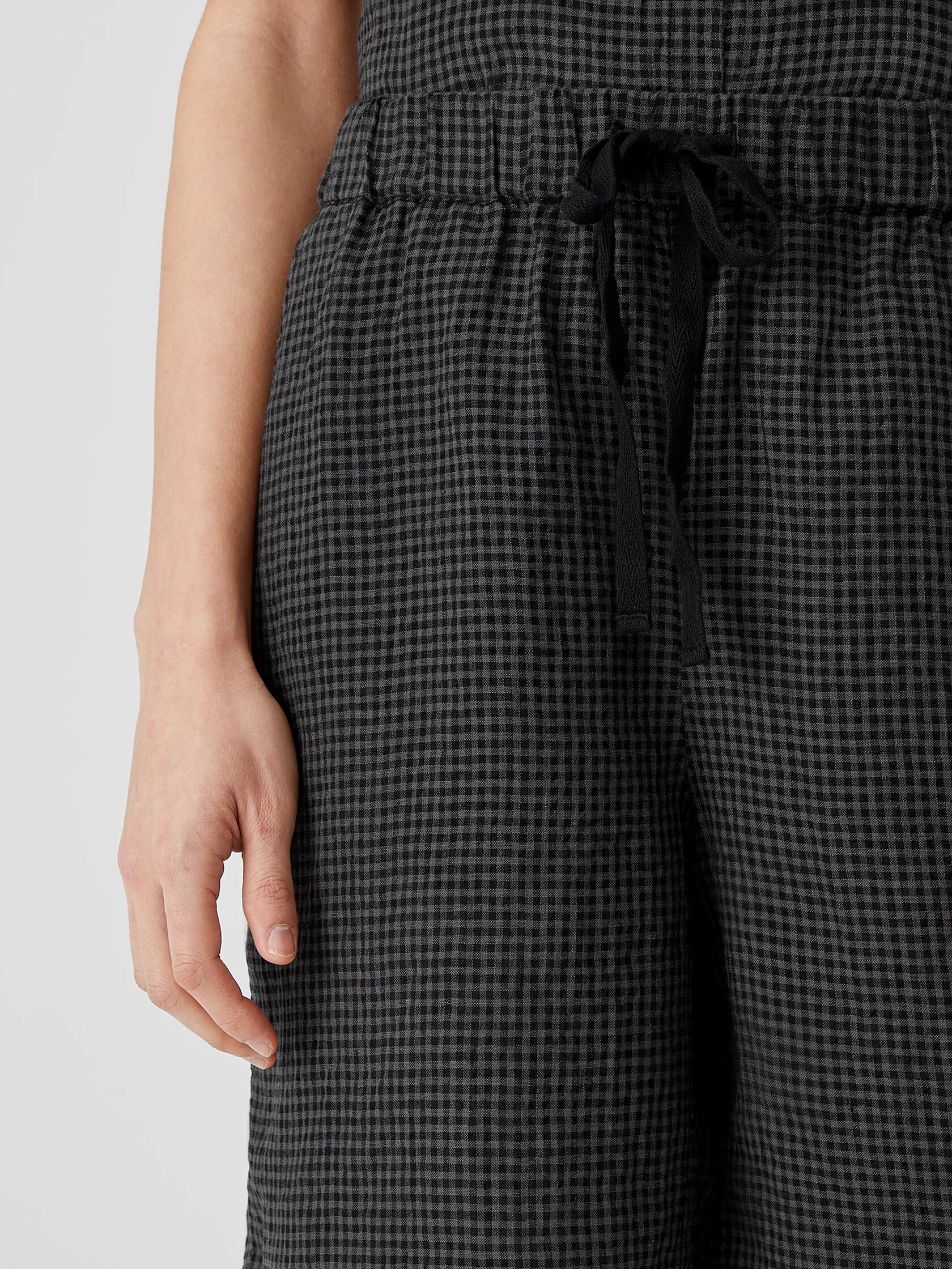 Puckered Organic Linen Shorts