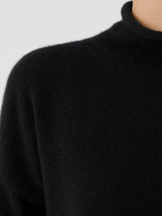 Italian Cashmere Turtleneck Top