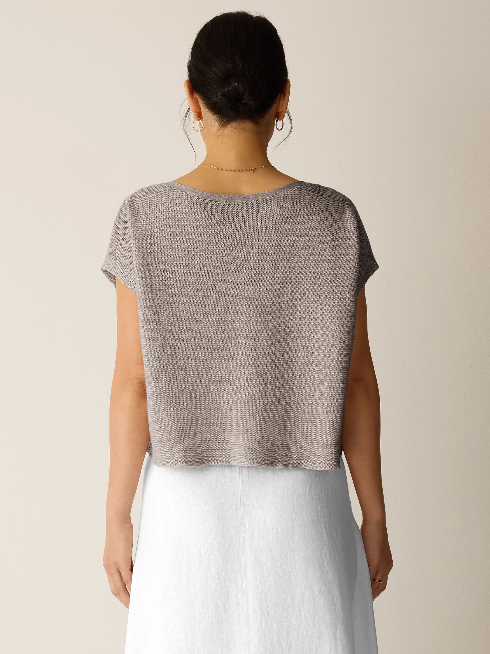 Organic Linen D&eacute;lav&eacute; Square Top