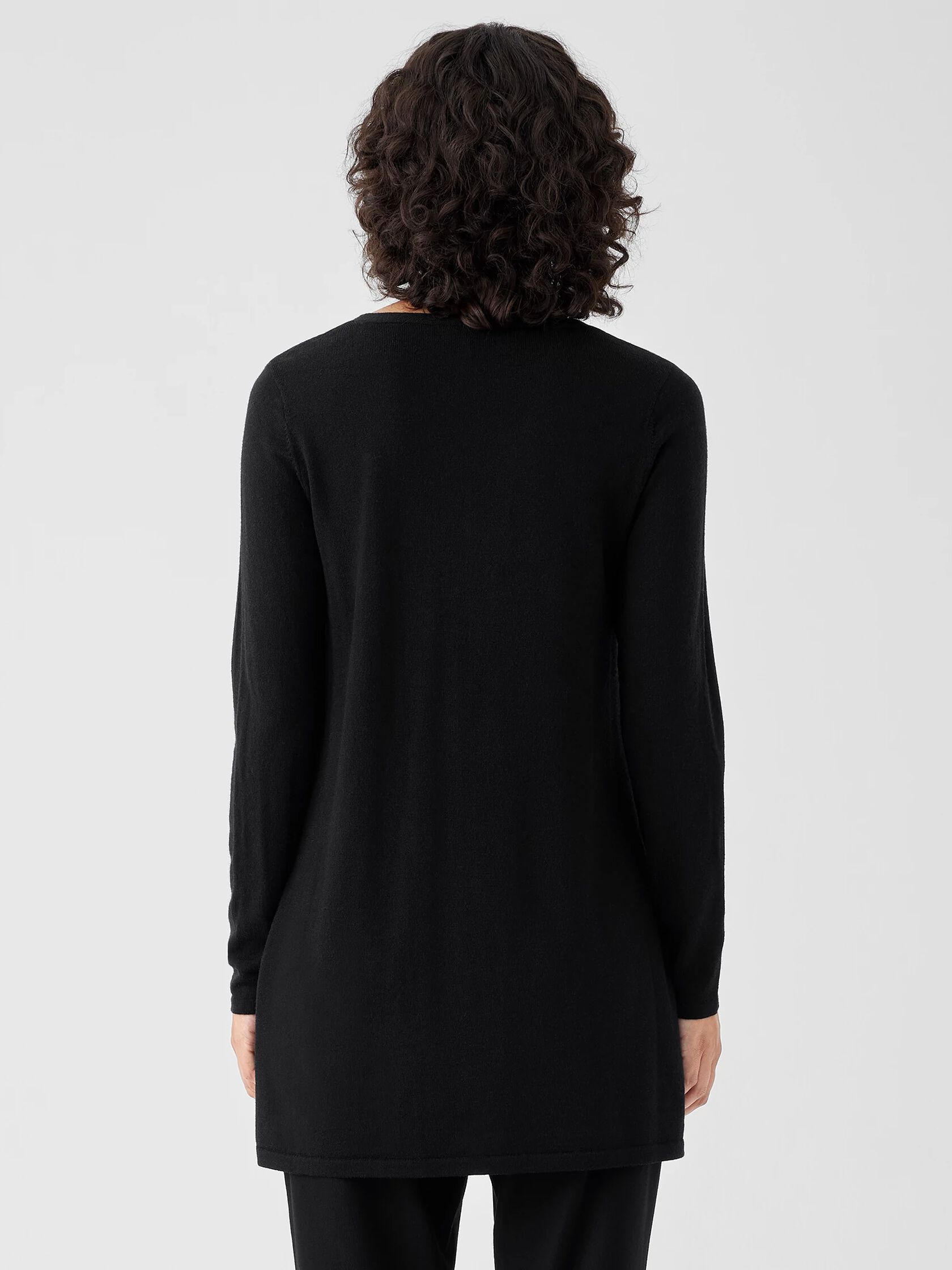 Merino Jersey V-Neck Top in Regenerative Wool