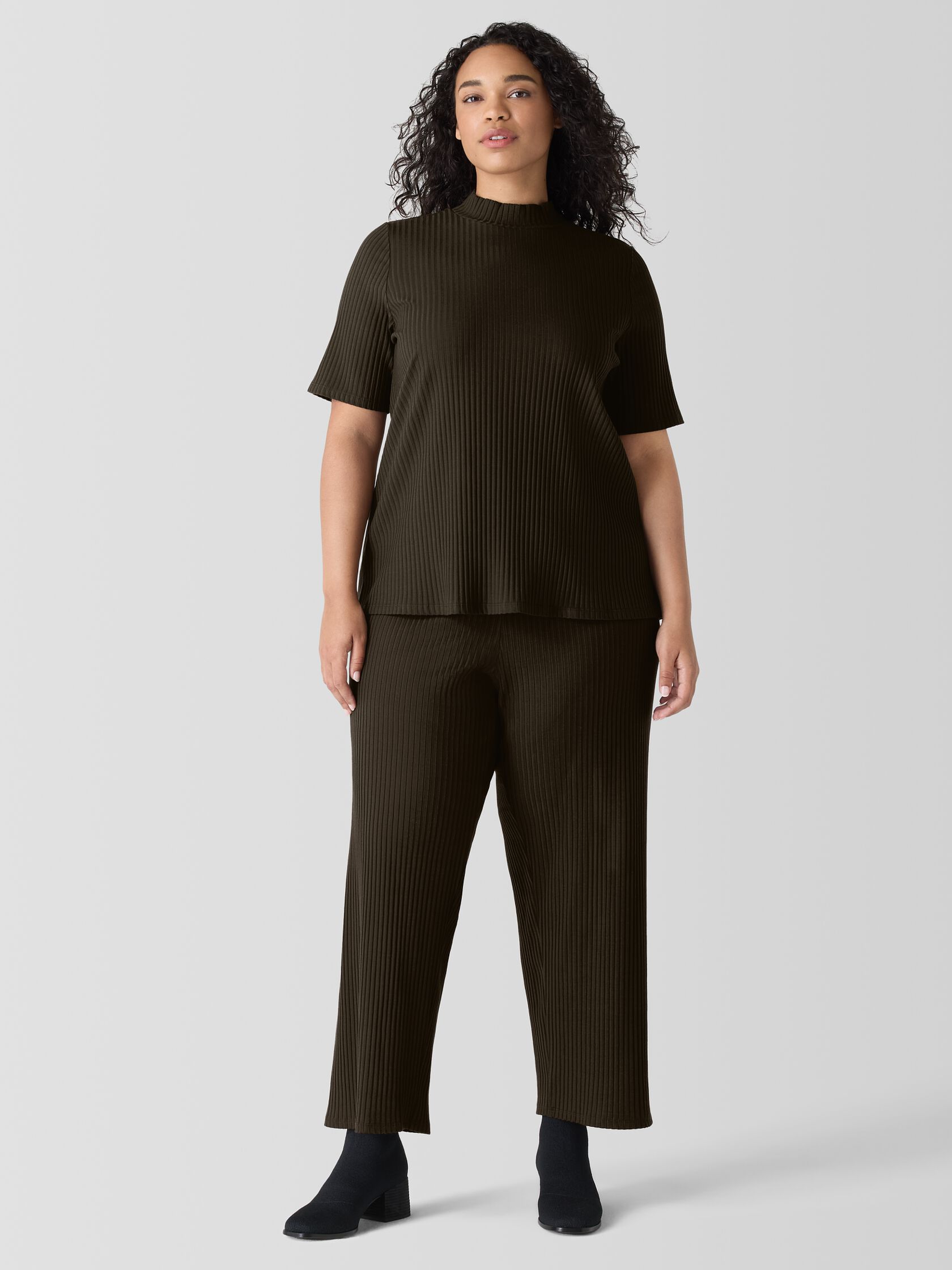 Textured Stretch Rib Wide-Leg Pant
