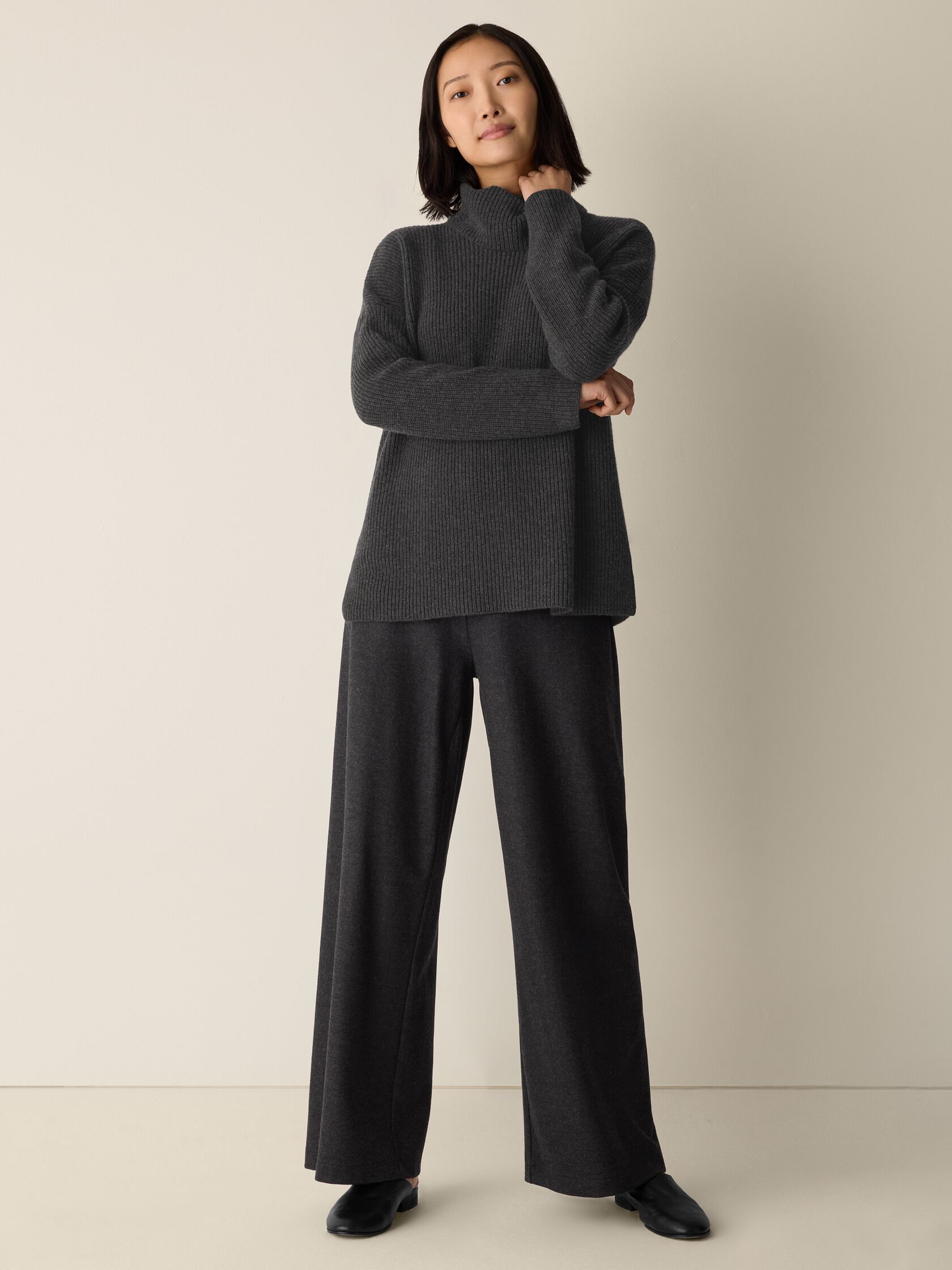 Recycled Wool Cashmere Turtleneck Top