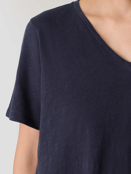 Organic Cotton Slubby Jersey V-Neck Tee