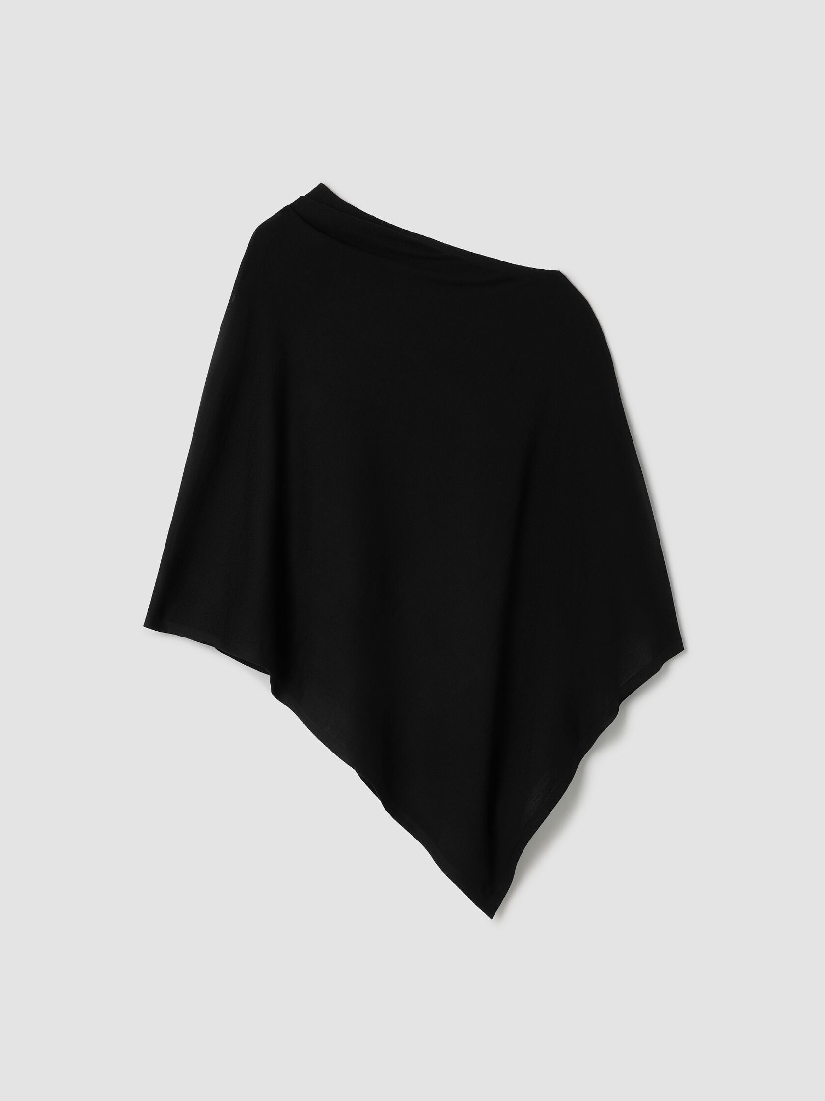 Superfine Merino Poncho in Regenerative Wool