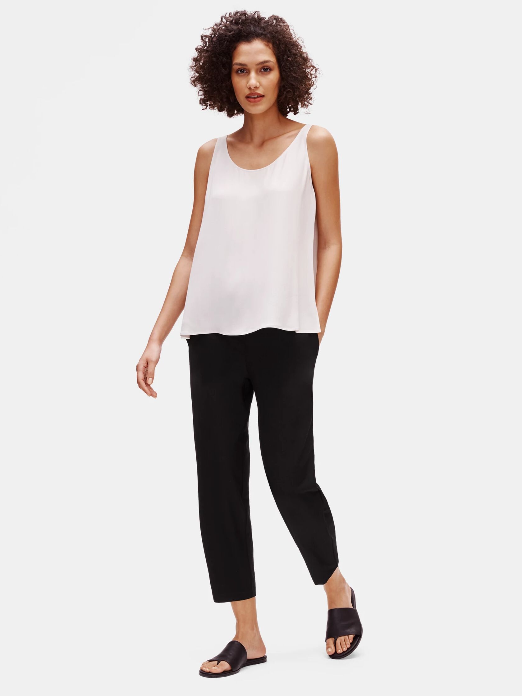 System Lightweight Washable Stretch Crepe Tapered Pant