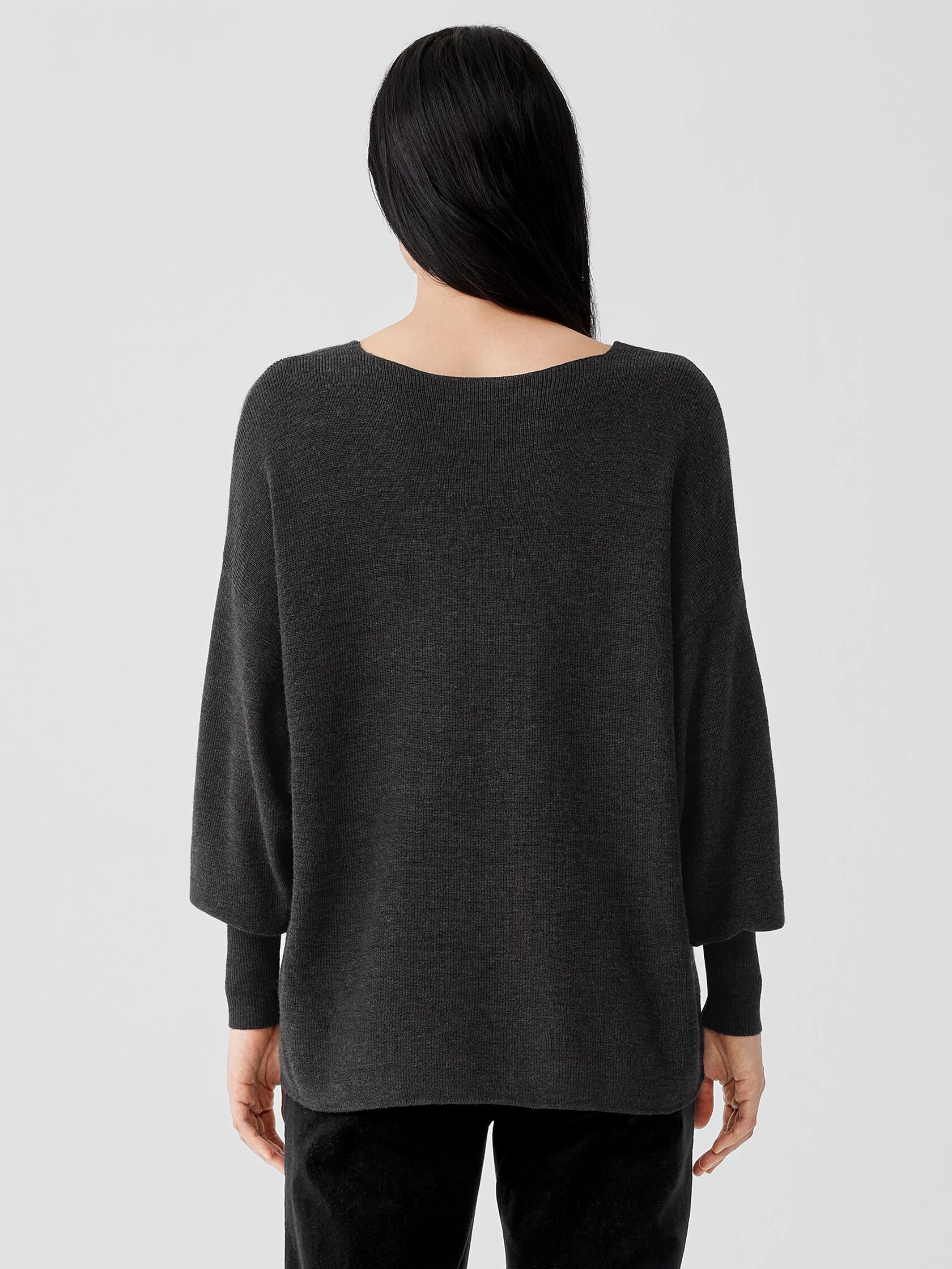 Merino V-Neck Top in Regenerative Wool