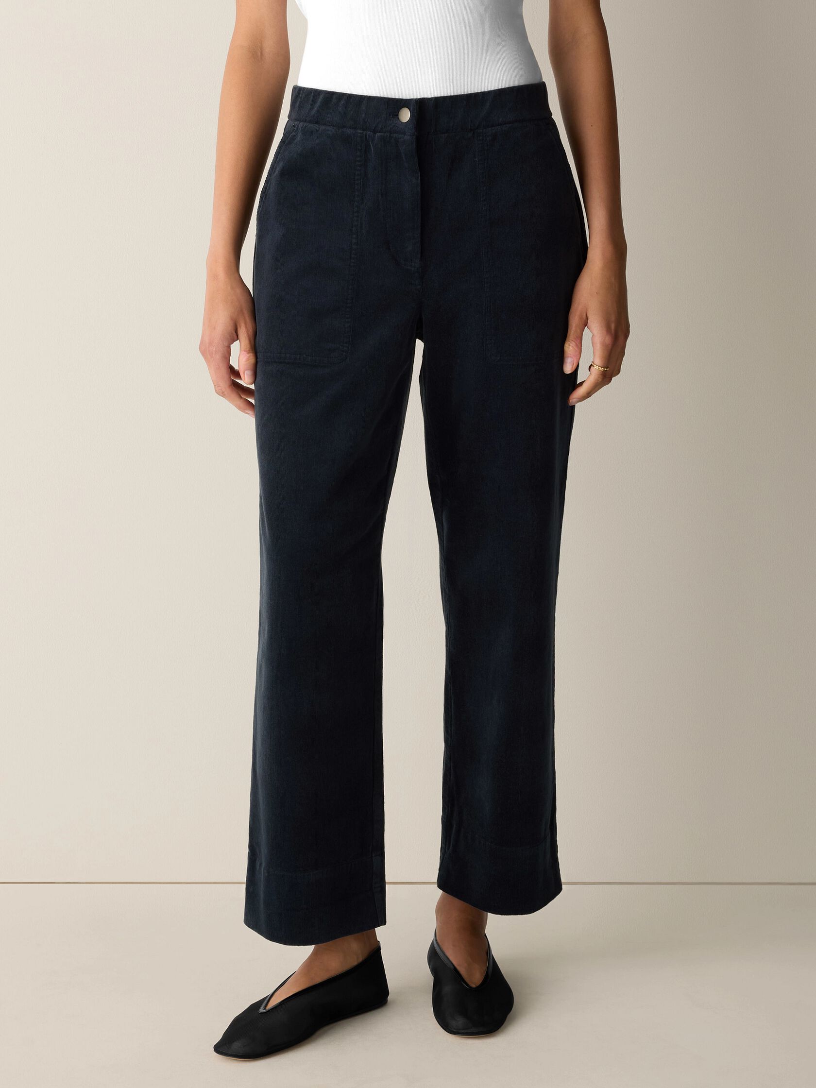 Organic Cotton Stretch Corduroy Straight Pant