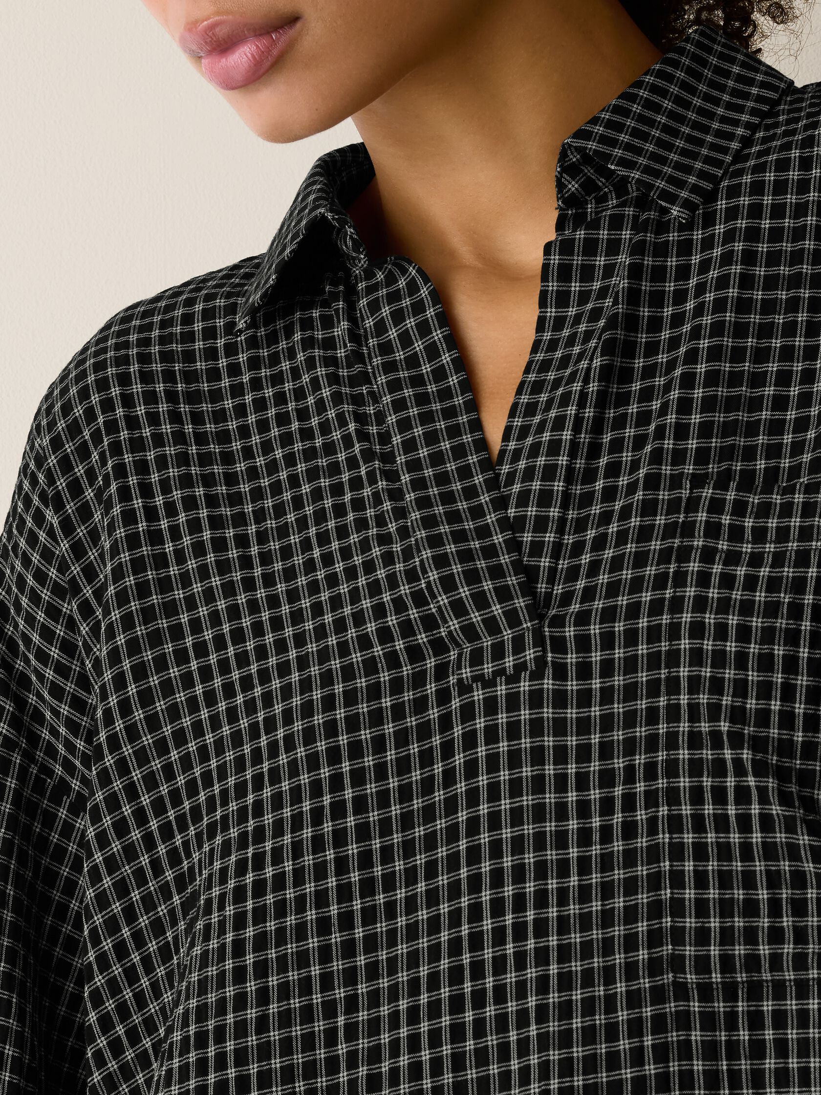 Windowpane Crinkle Weave Split Neck Shirt