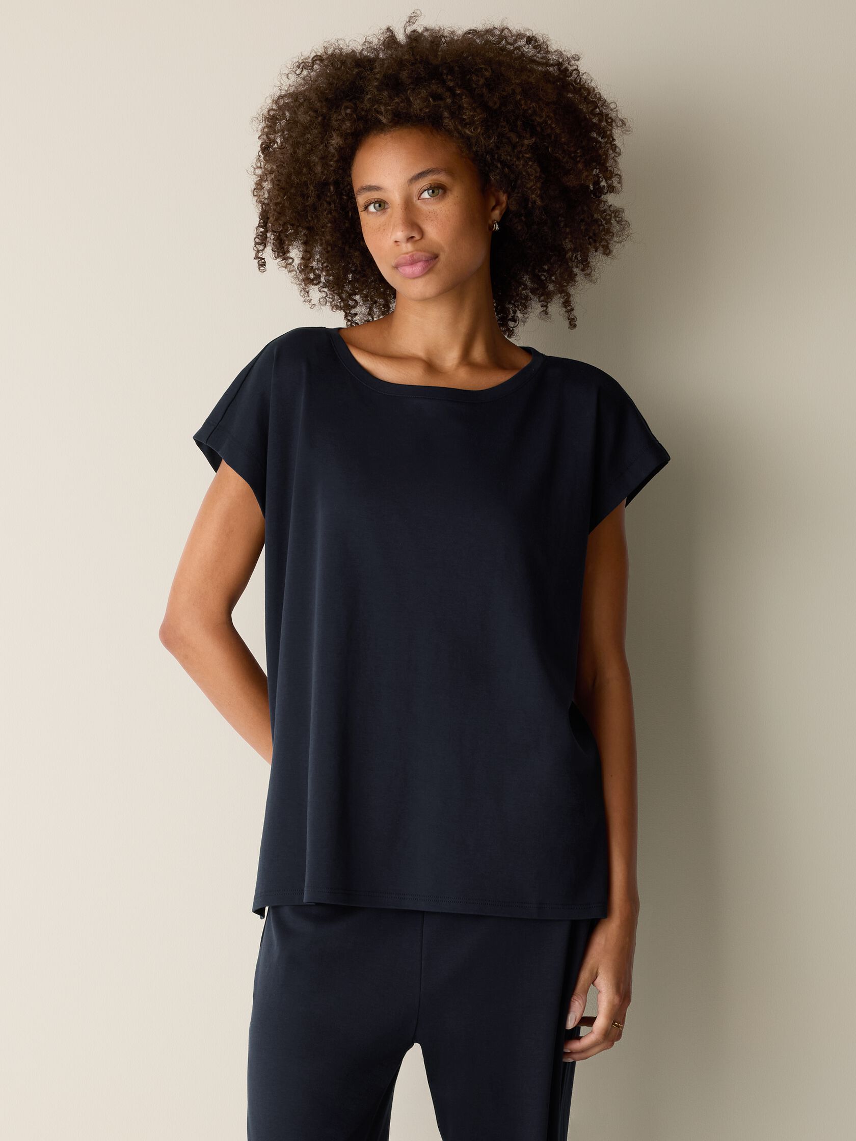 Organic Cotton Interlock Jewel Neck Sleep Tee
