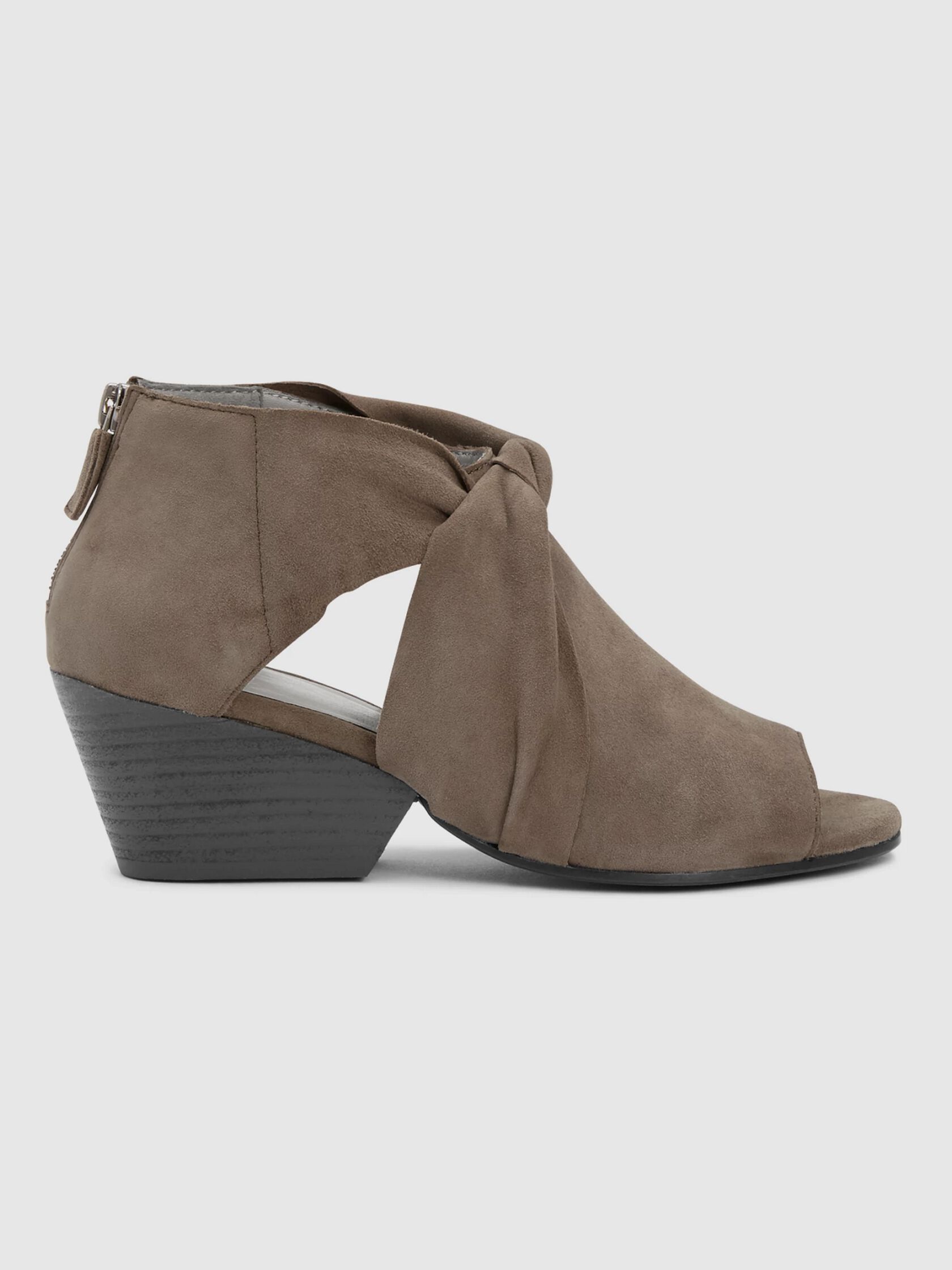 Anise Suede Pump