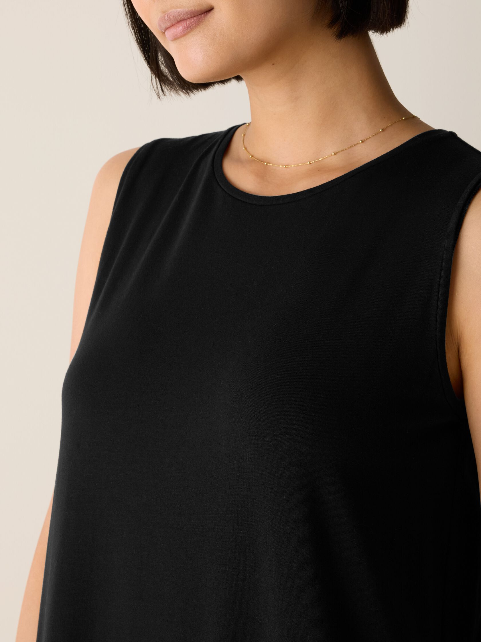 Stretch Jersey Knit Round Neck Dress