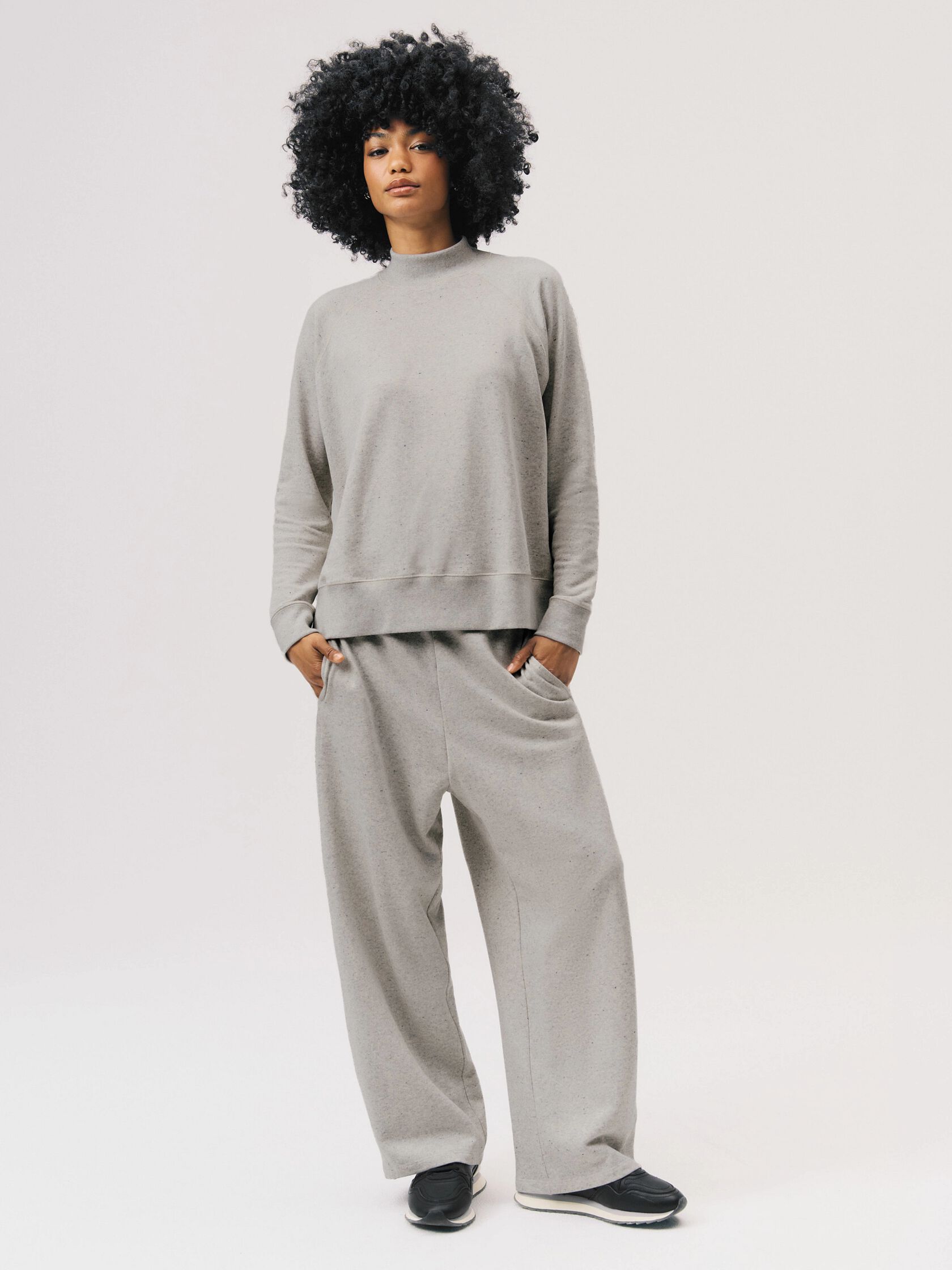 Heathered Fleece Barrel Pant