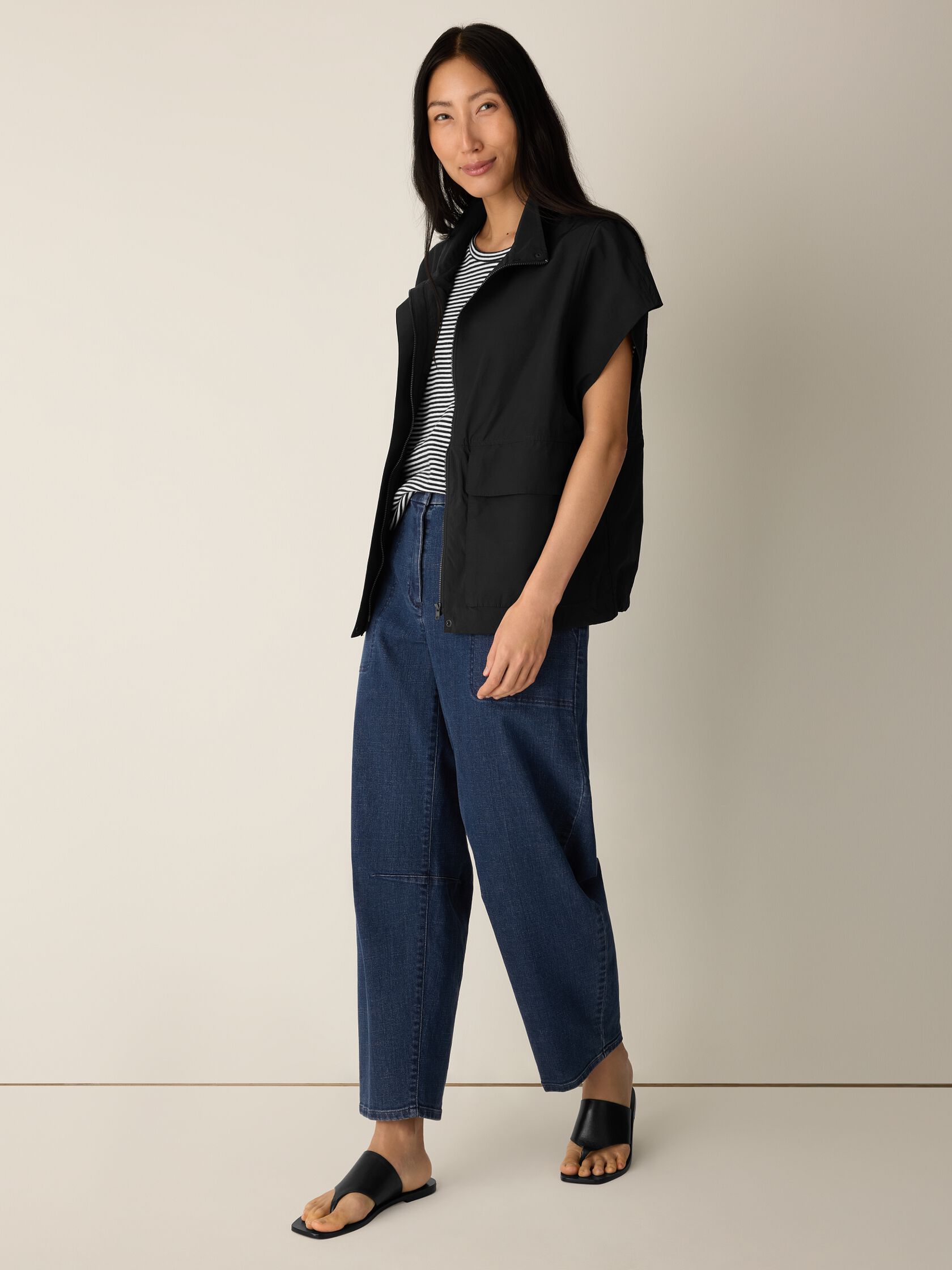 Light Cotton Nylon High Collar Vest