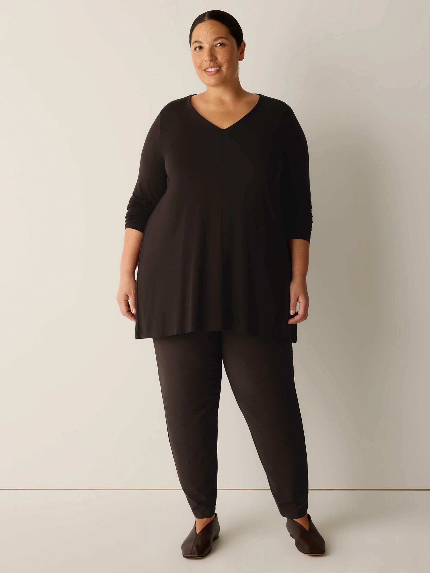 Fine Stretch Jersey Knit V-Neck Long Top