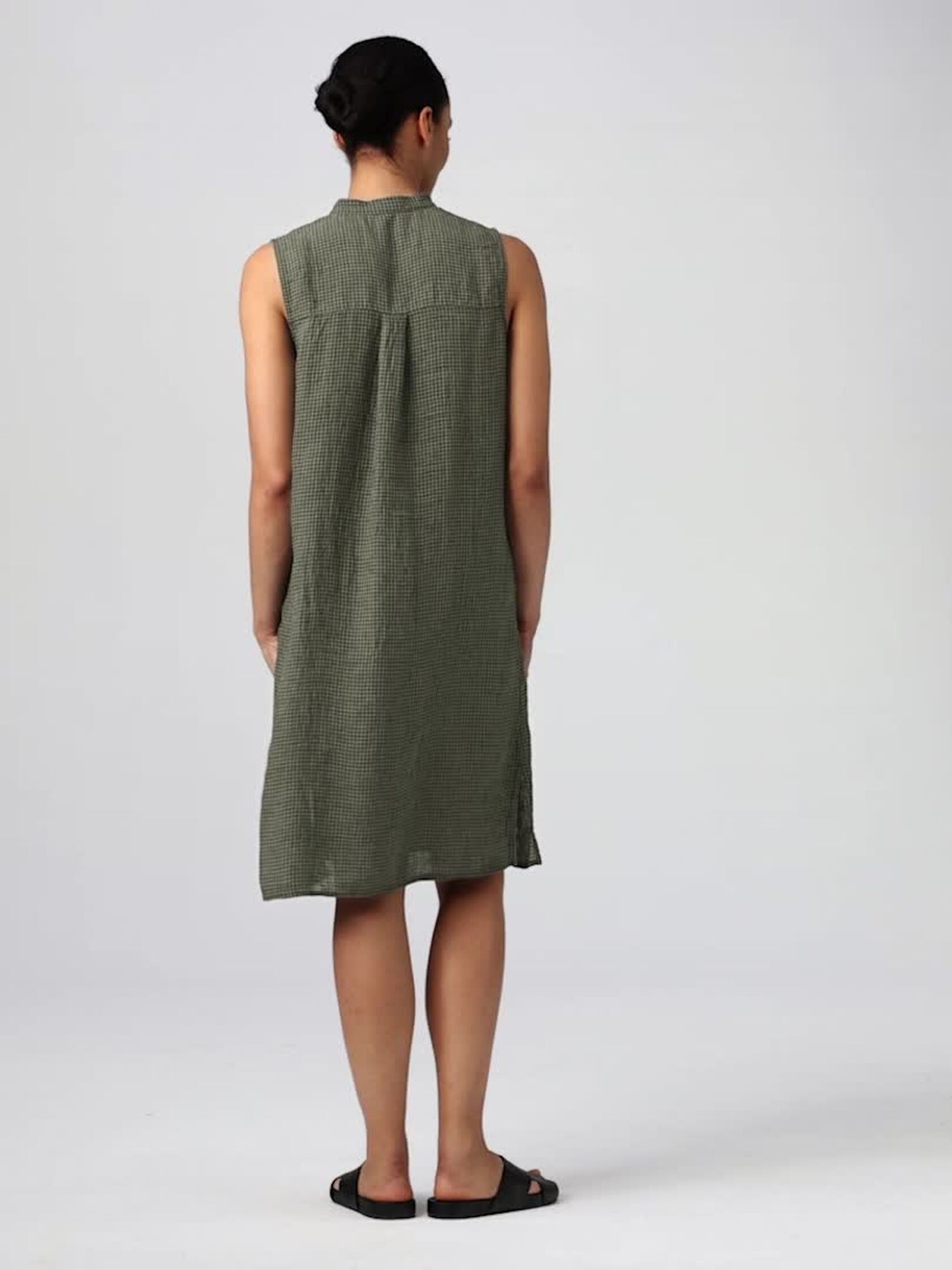 Puckered Organic Linen Sleeveless Dress