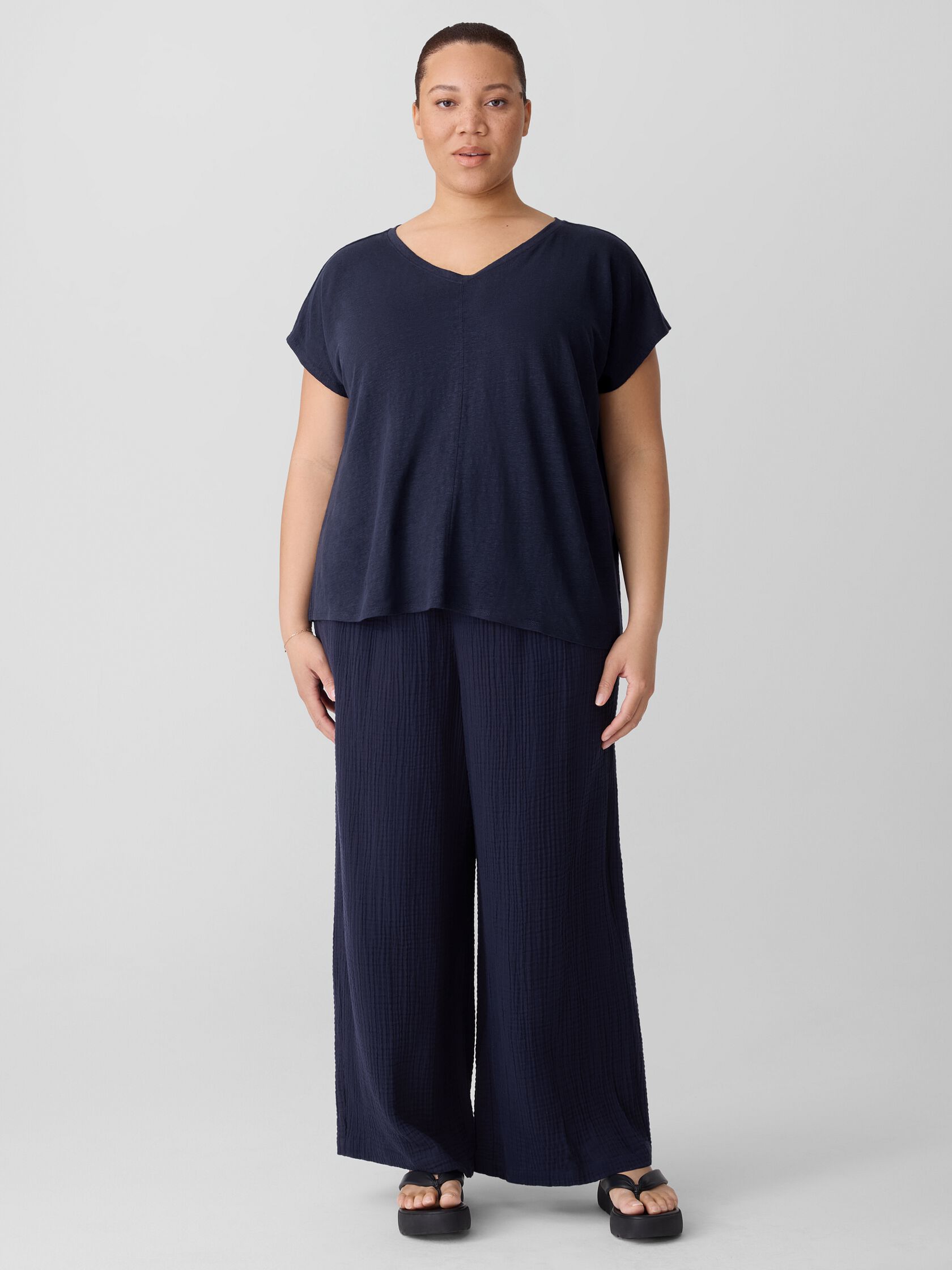 Organic Linen Jersey V-Neck Tee