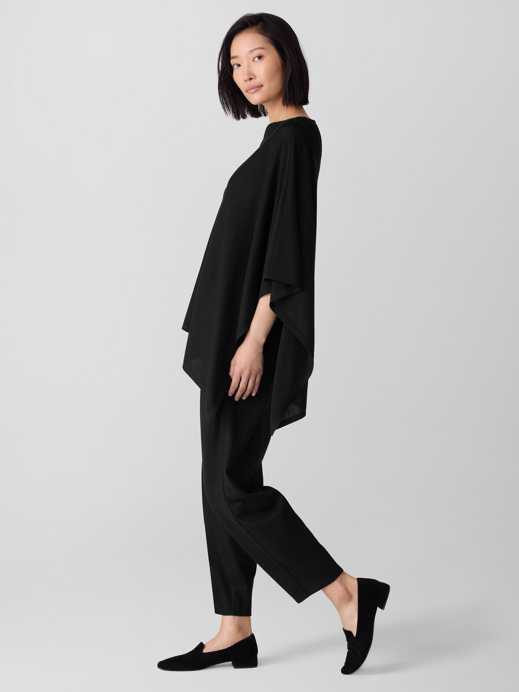 Superfine Merino Poncho in Regenerative Wool